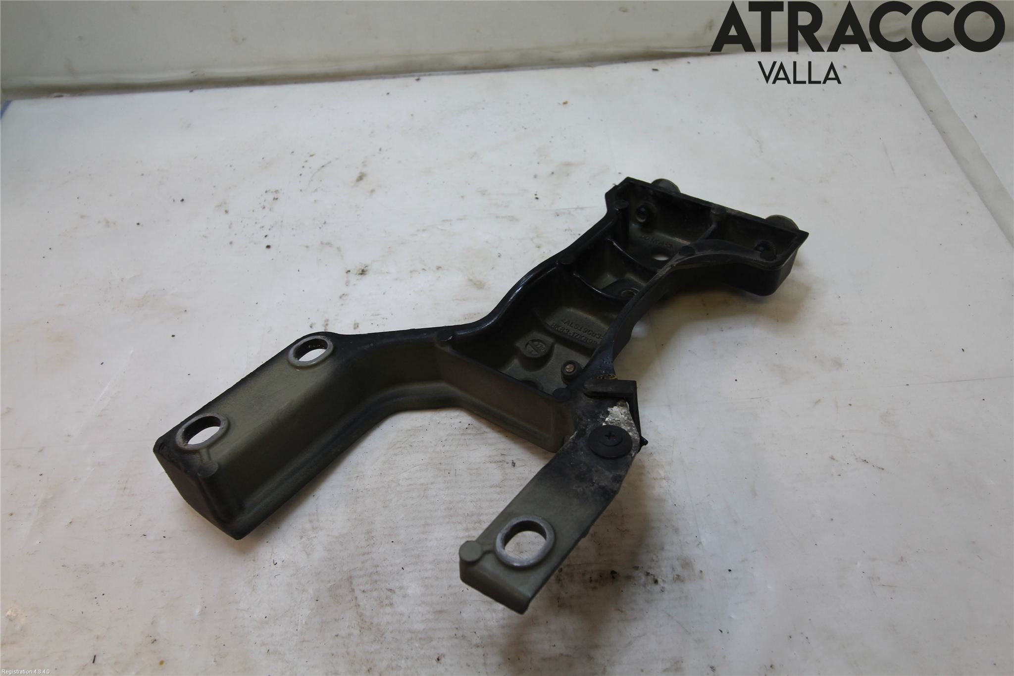 Jaguar F-PACE Frontplate
