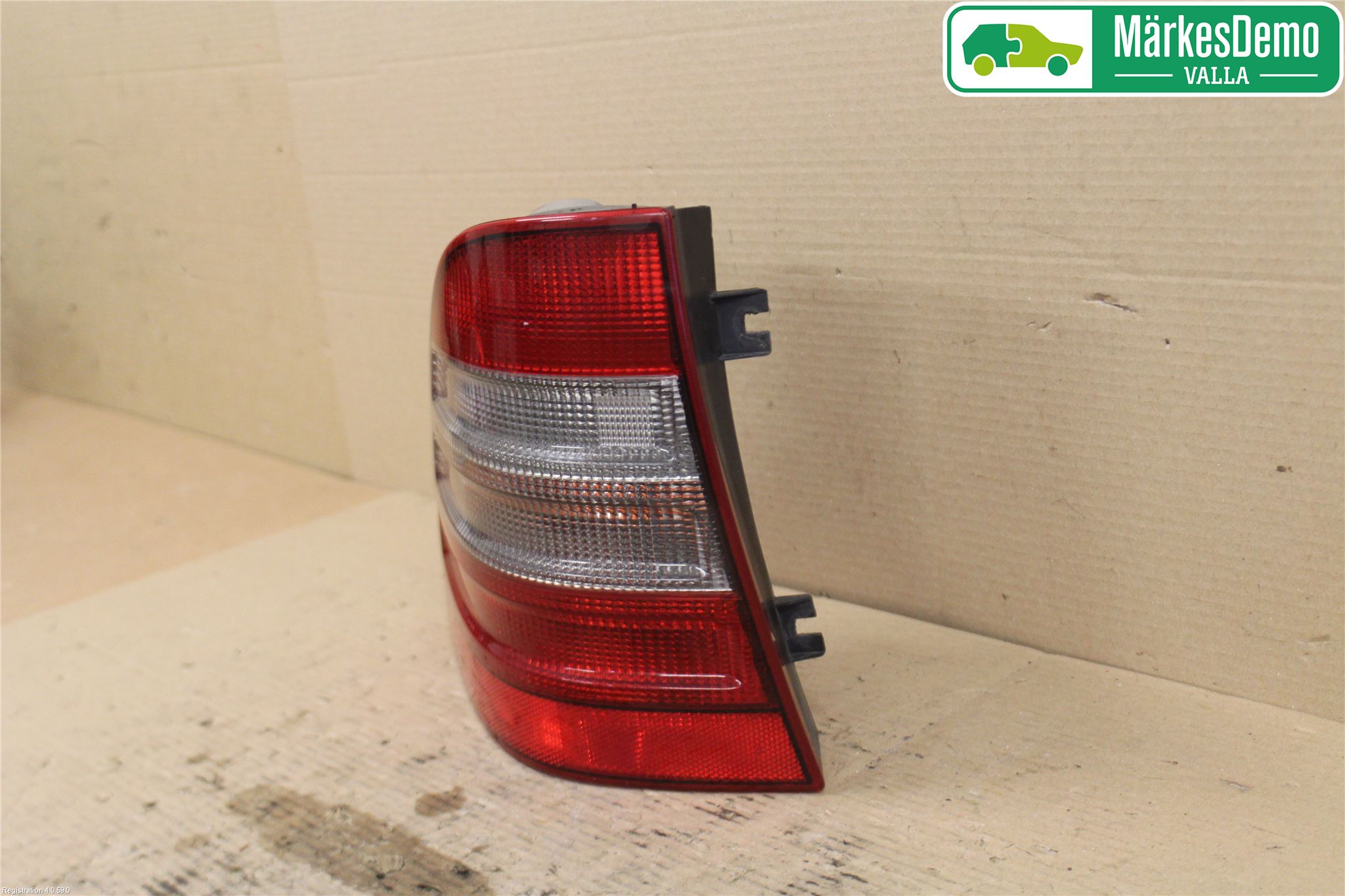 Mercedes-Benz MB ML (W163) 97-05 Baklykt Venstre