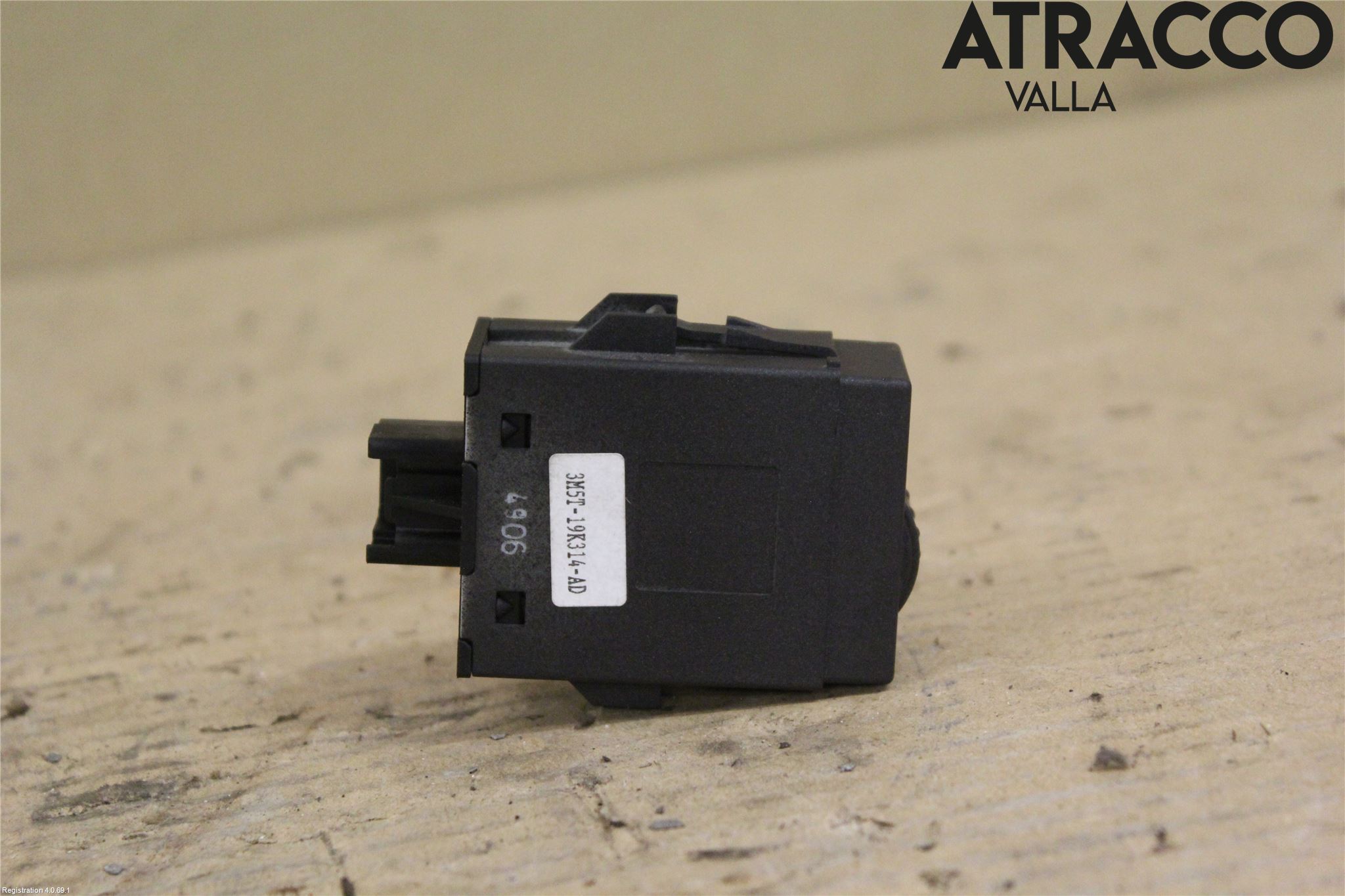 Ford FOCUS     04-07 Bryter Varmesete