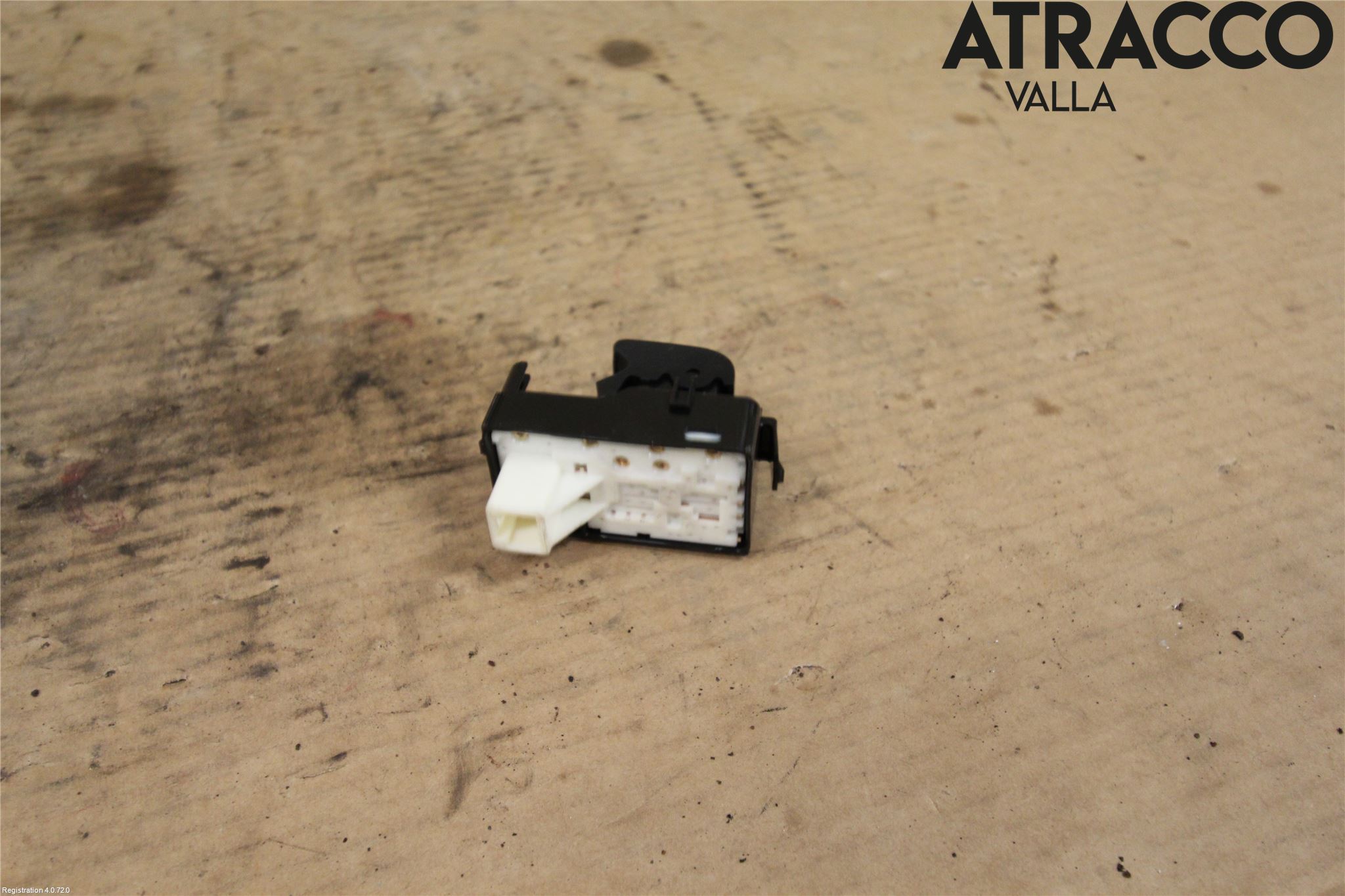 Toyota AURIS 13-19 Bryter Vindusheis