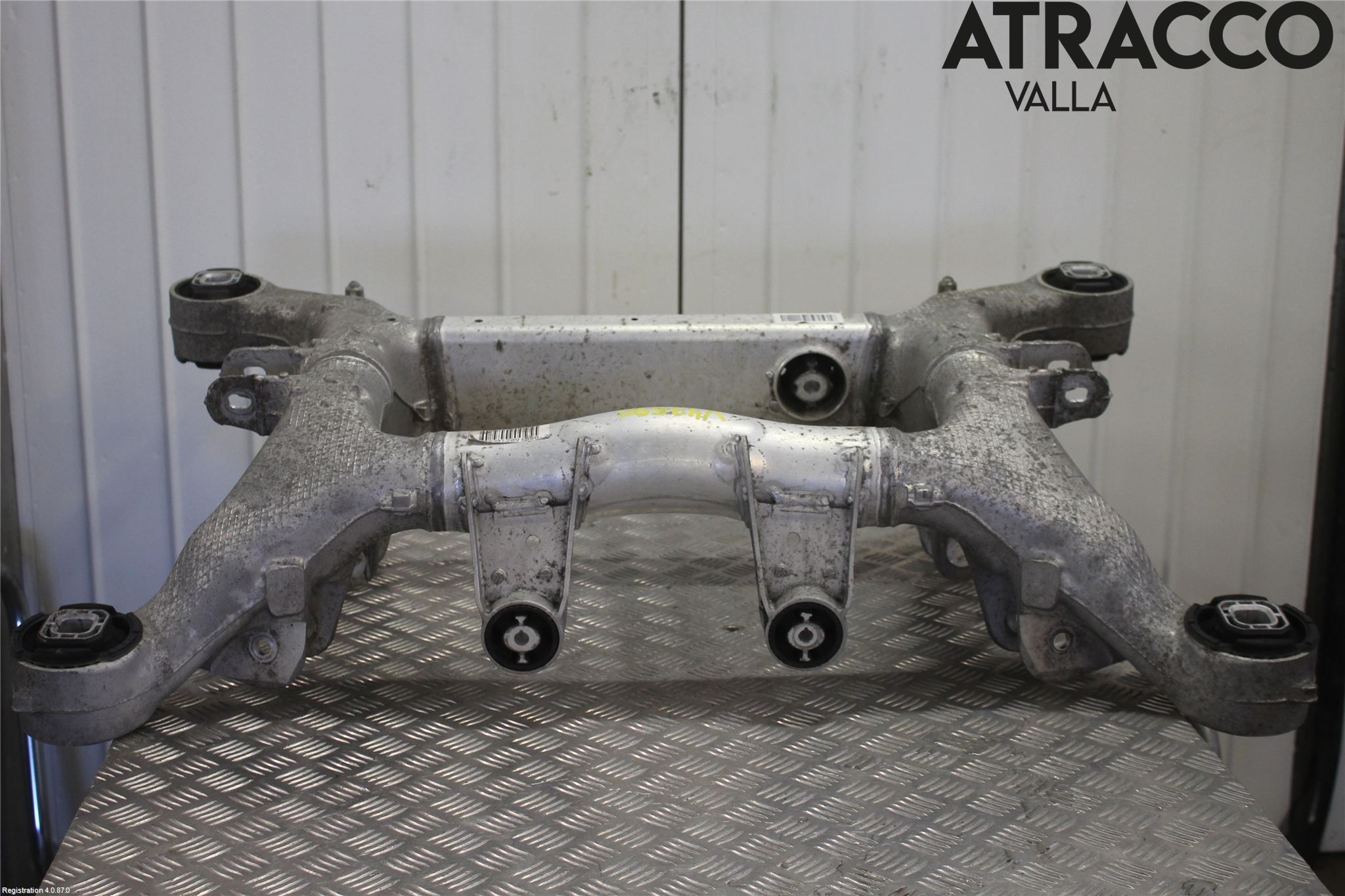 BMW 5 F10/F11/F18 09-17 Bakaksel Feste Travers-Ramme