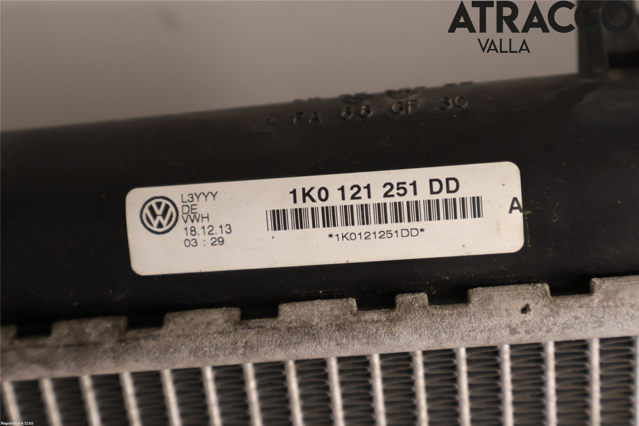 Volkswagen VW CADDY 11-15 Radiator Manuell