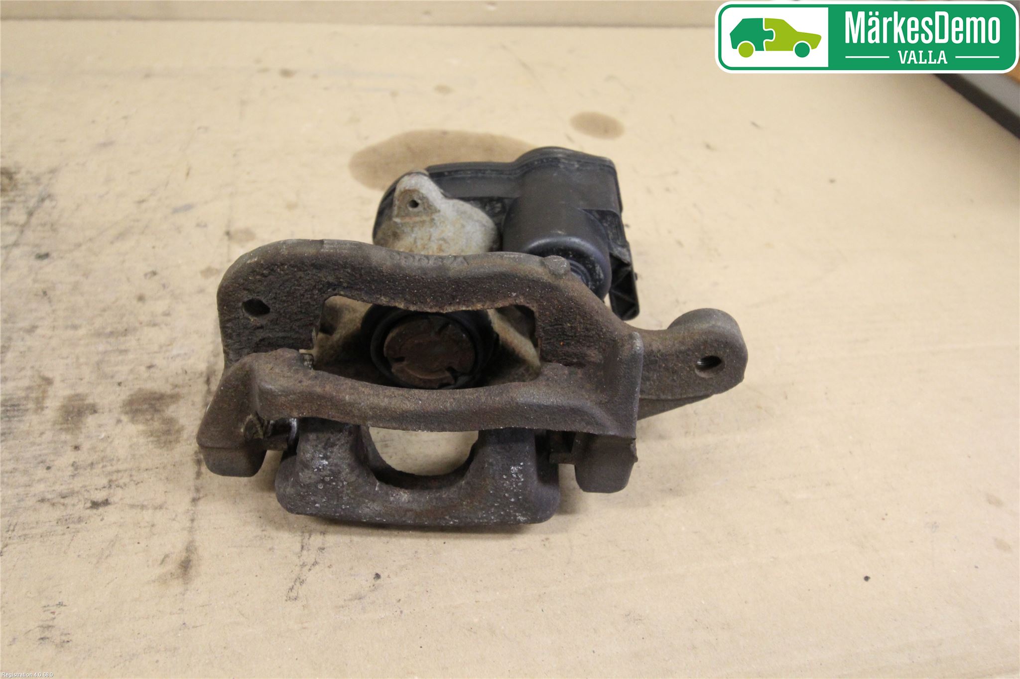 Nissan QASHQAI 14-17 Bremsecaliper Bak Venstre