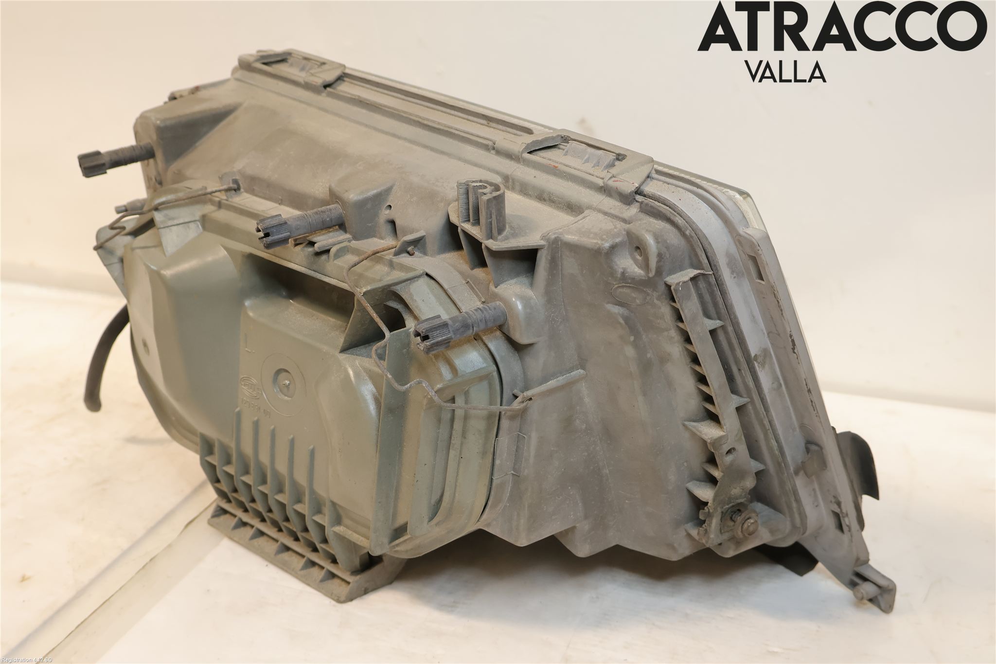 Mercedes-Benz MB 200-500  (W124) 86-96 Frontlykt Venstre