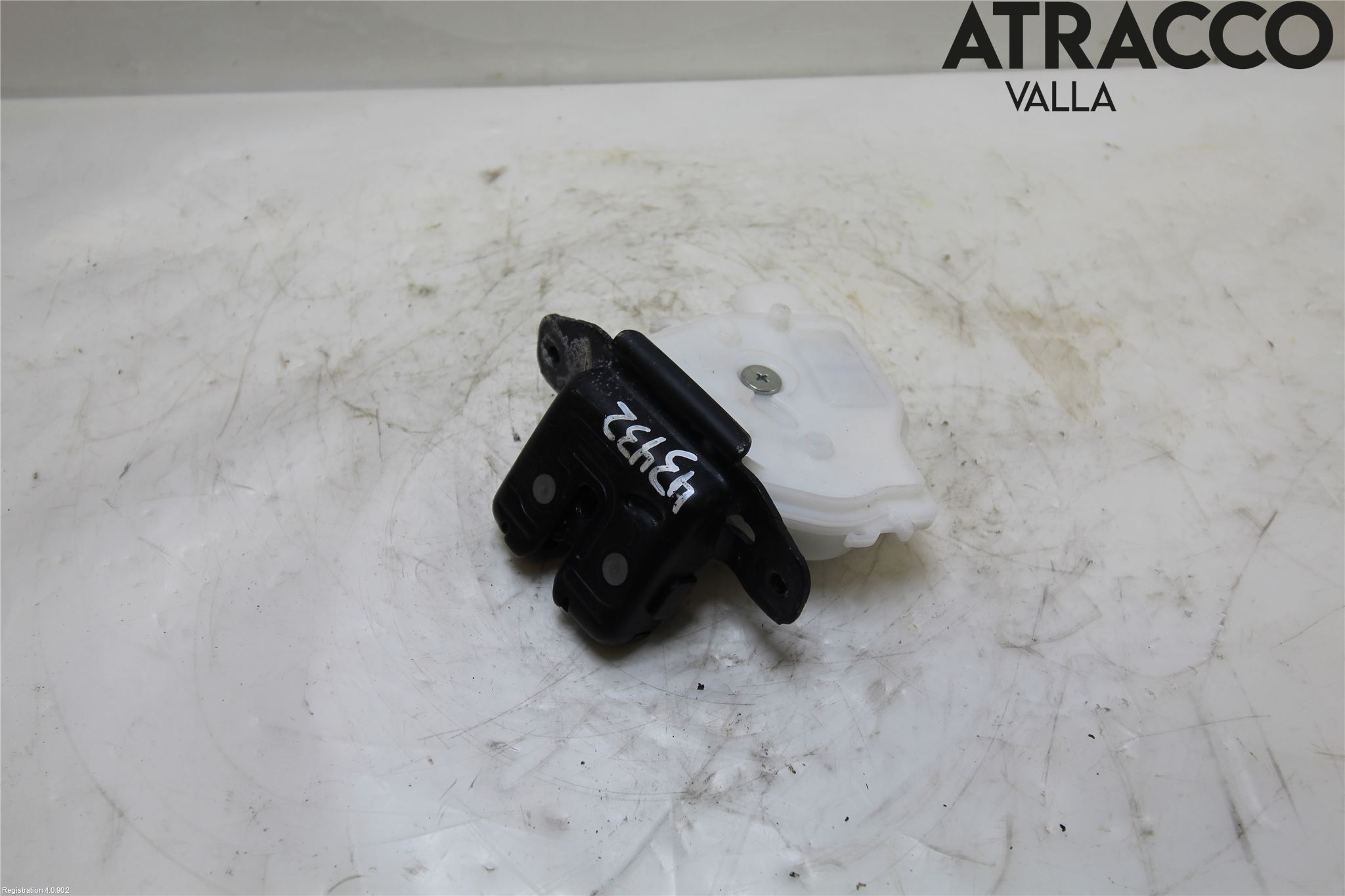 Toyota YARIS XP130 15-20 Bakluke-Lokk Låsekasse