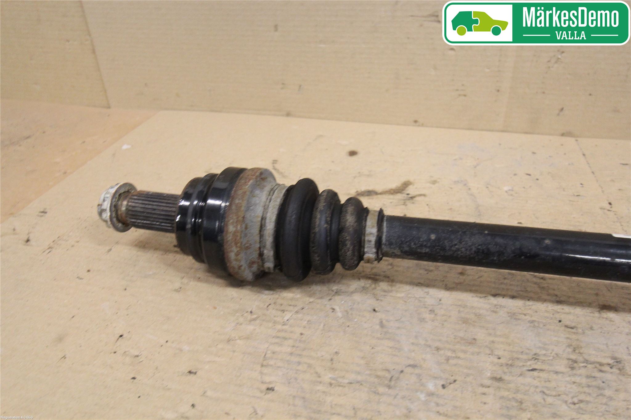BMW 5 F10/F11/F18 09-17 Drivaksel Bak Kompl Venstre