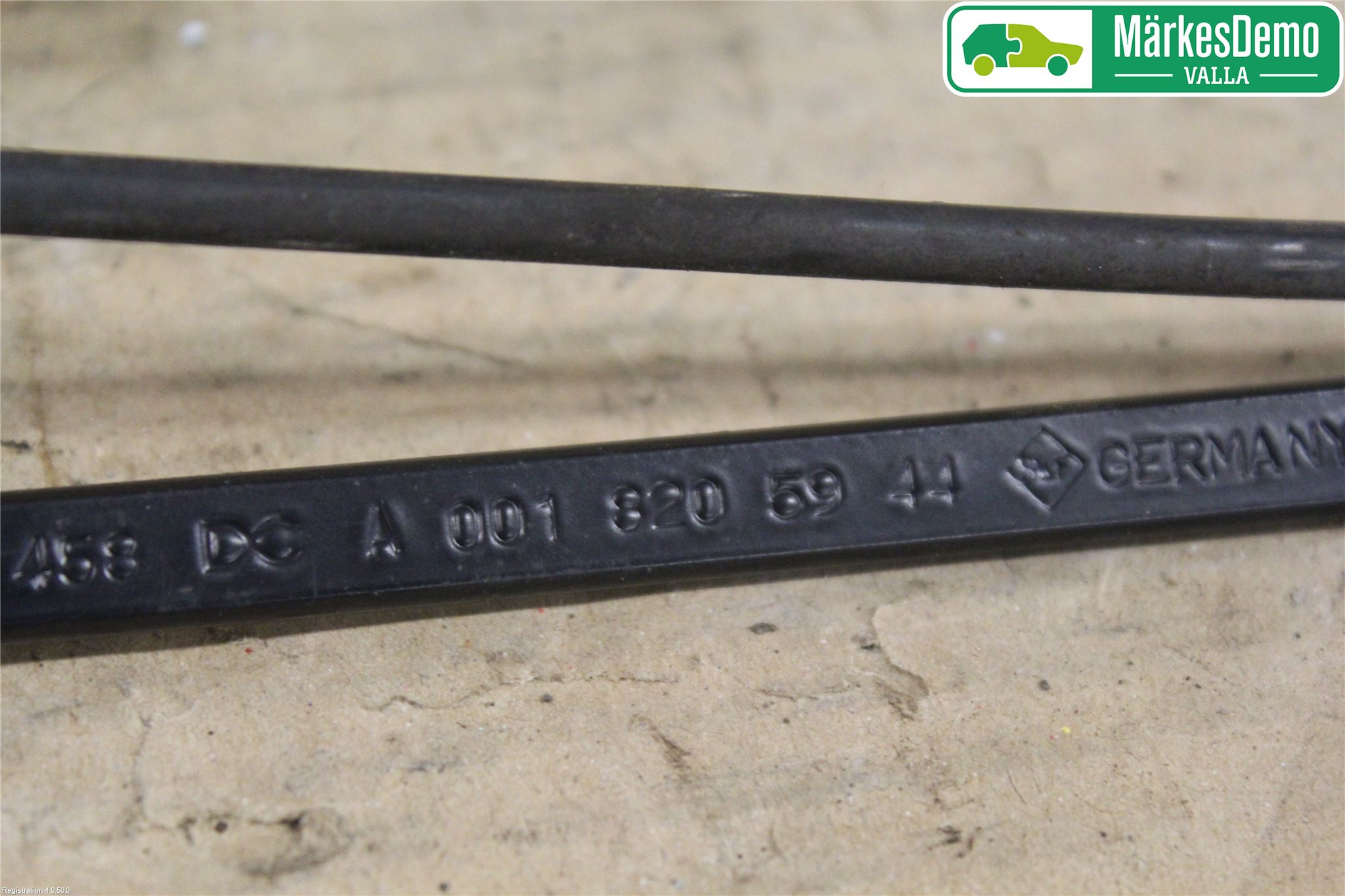 Volkswagen VW CRAFTER 06-16 Viskerarm-Armer Frontrute