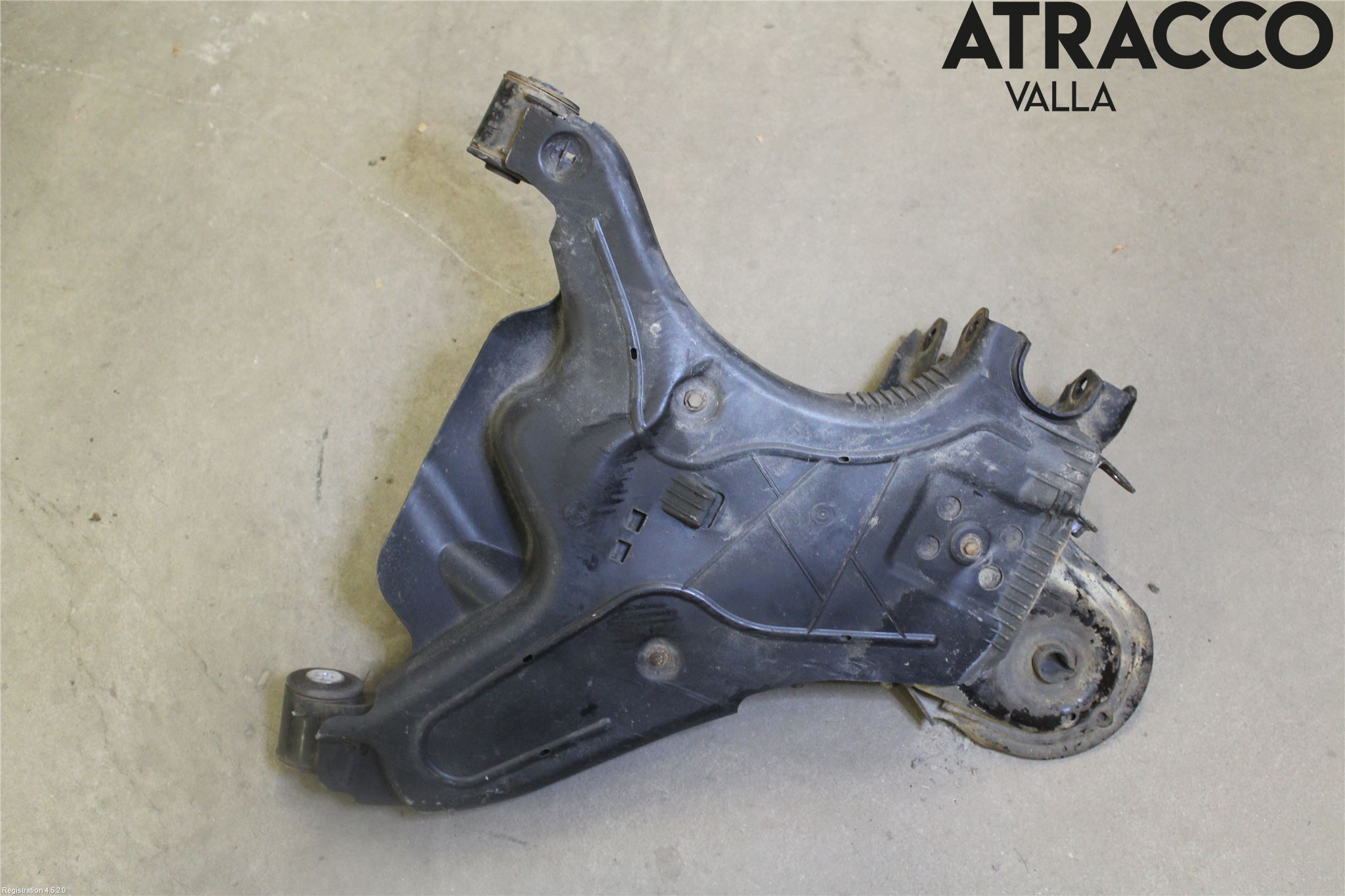 Mercedes-Benz MB VITO/V-KLASS (W640,W447,W448) 14- Bærearm Bak Venstre