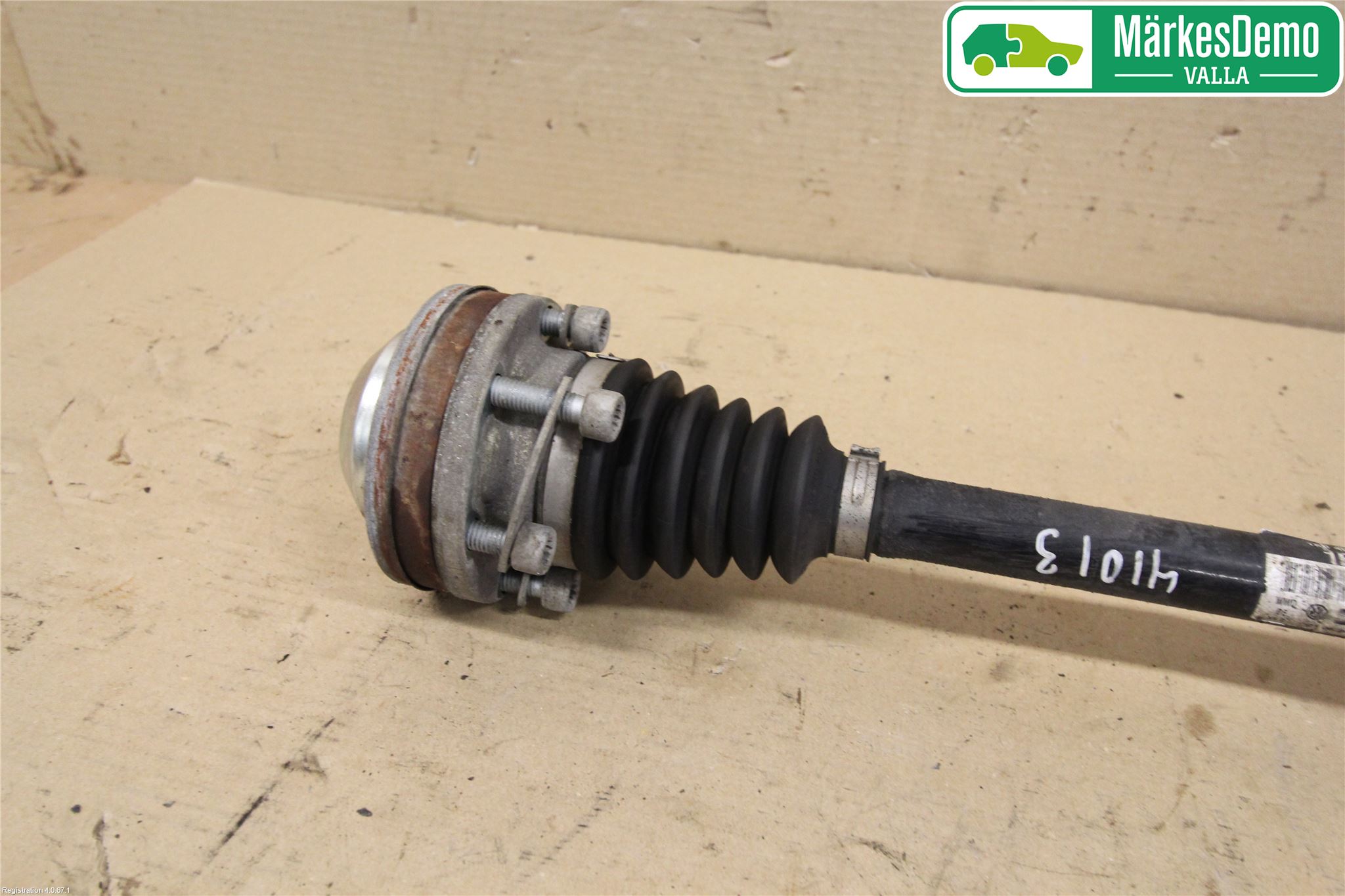 Volkswagen VW GOLF V 04-09 Drivaksel Foran Kompl Venstre