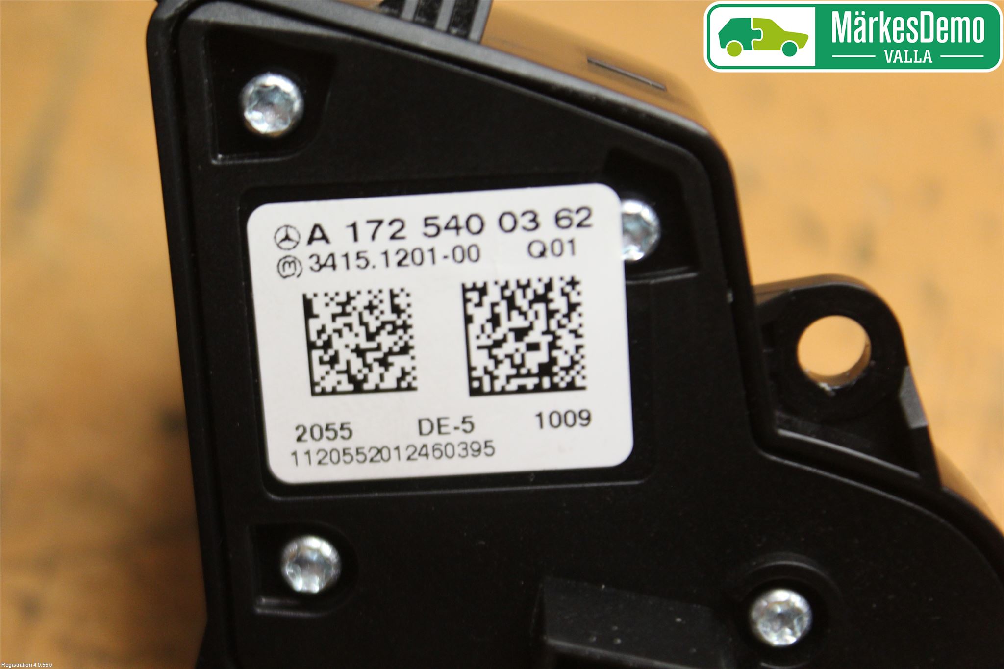 Mercedes-Benz MB C-KLASS (W204) 07-15 Bryter Ratt Radio-Stereo