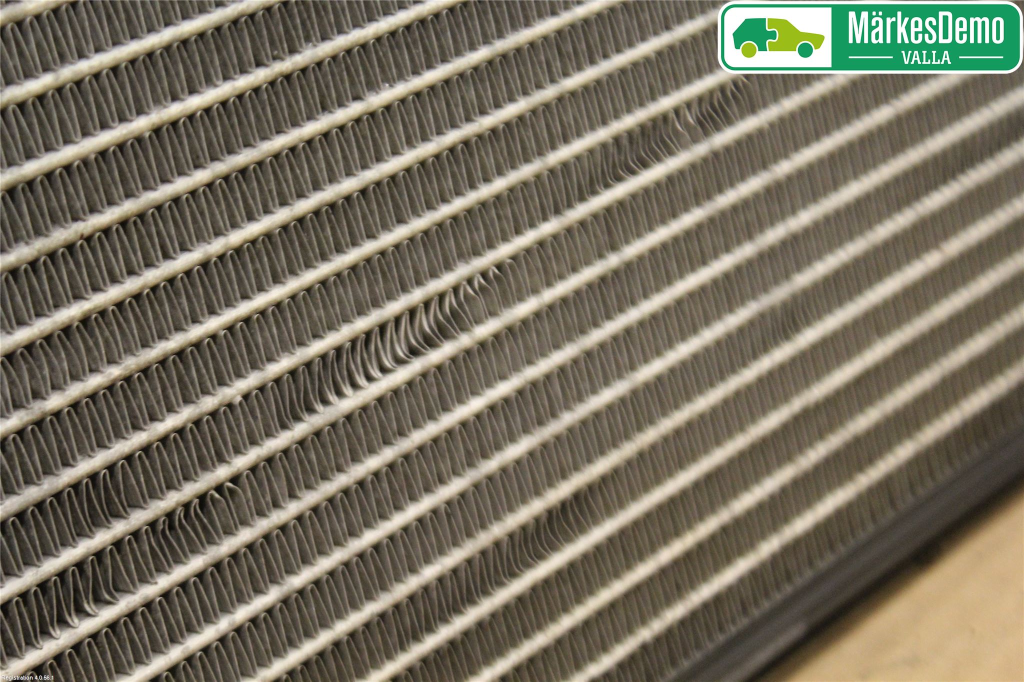 Volkswagen VW TOURAN 03-10 Radiator Automat