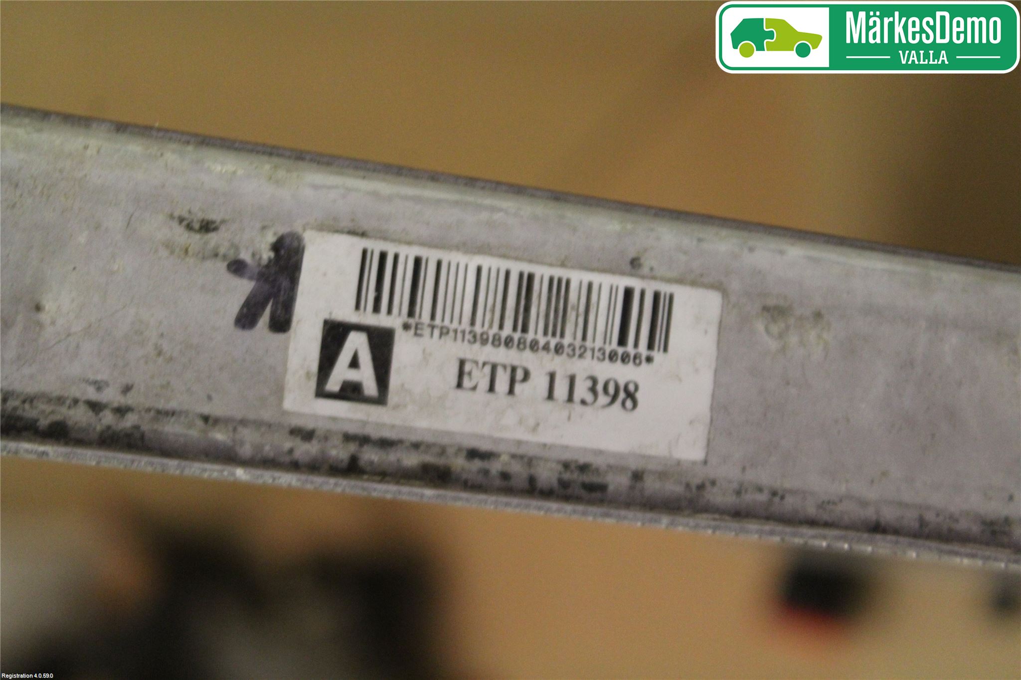 Nissan NAVARA 05-16 Radiator Manuell