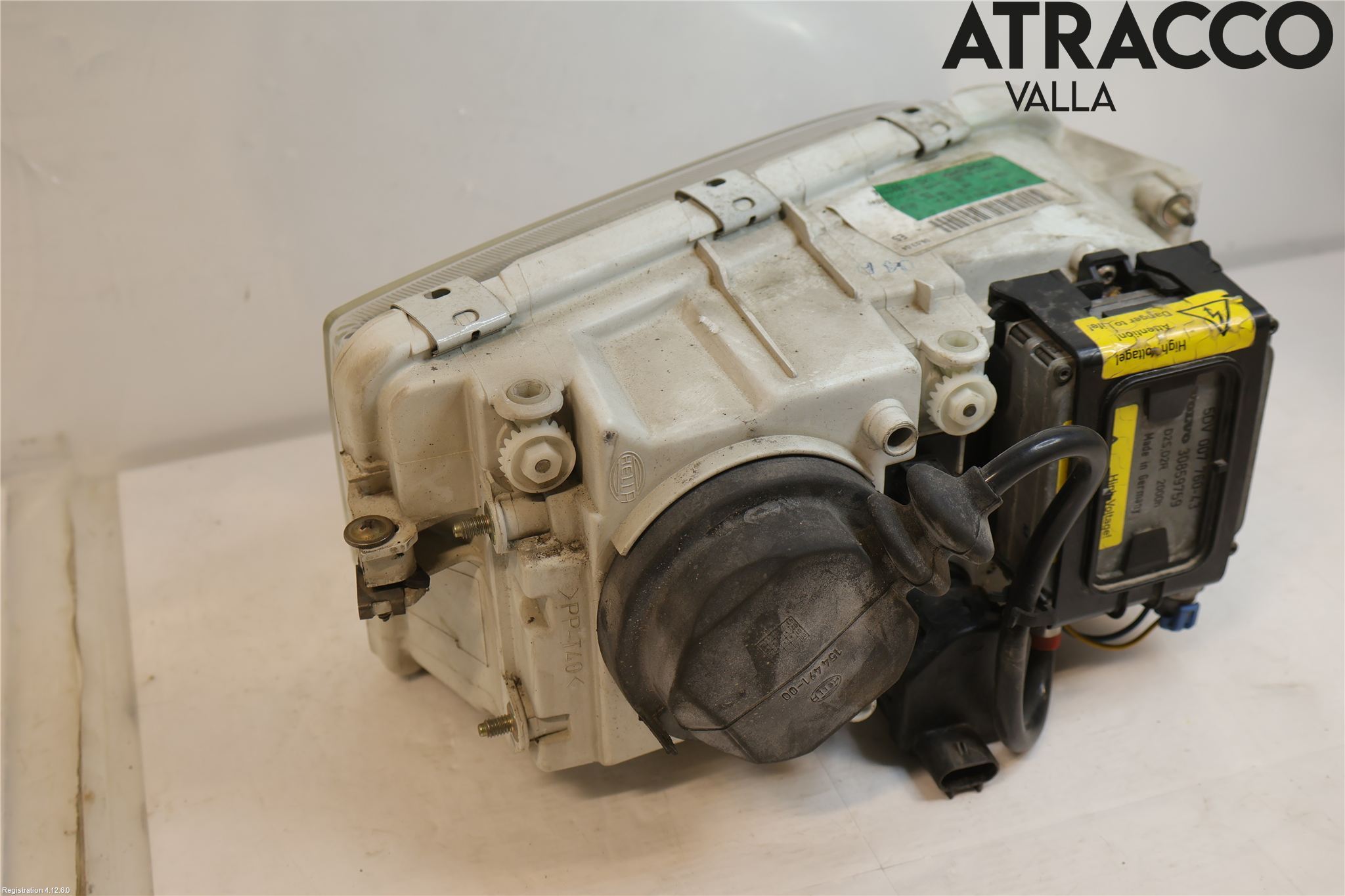 Volvo S40/V40    96-04 Frontlykt Venstre