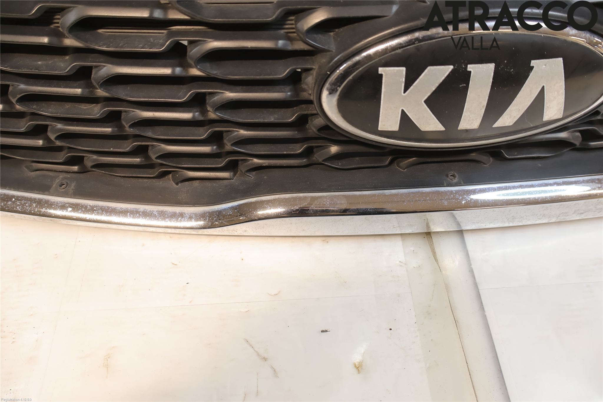 Kia SORENTO 10-14 Grill Komplett