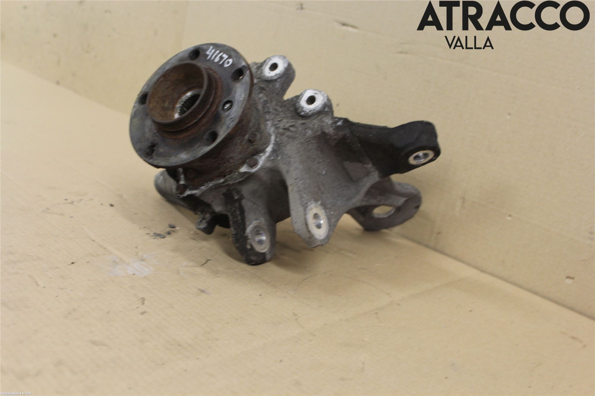 BMW 5 F10/F11/F18 09-17 Spindel Vb