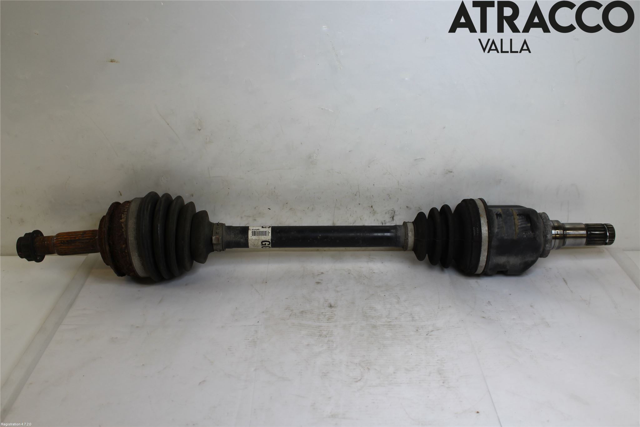 Toyota YARIS XP130 12-14 Drivaksel Foran Kompl Venstre