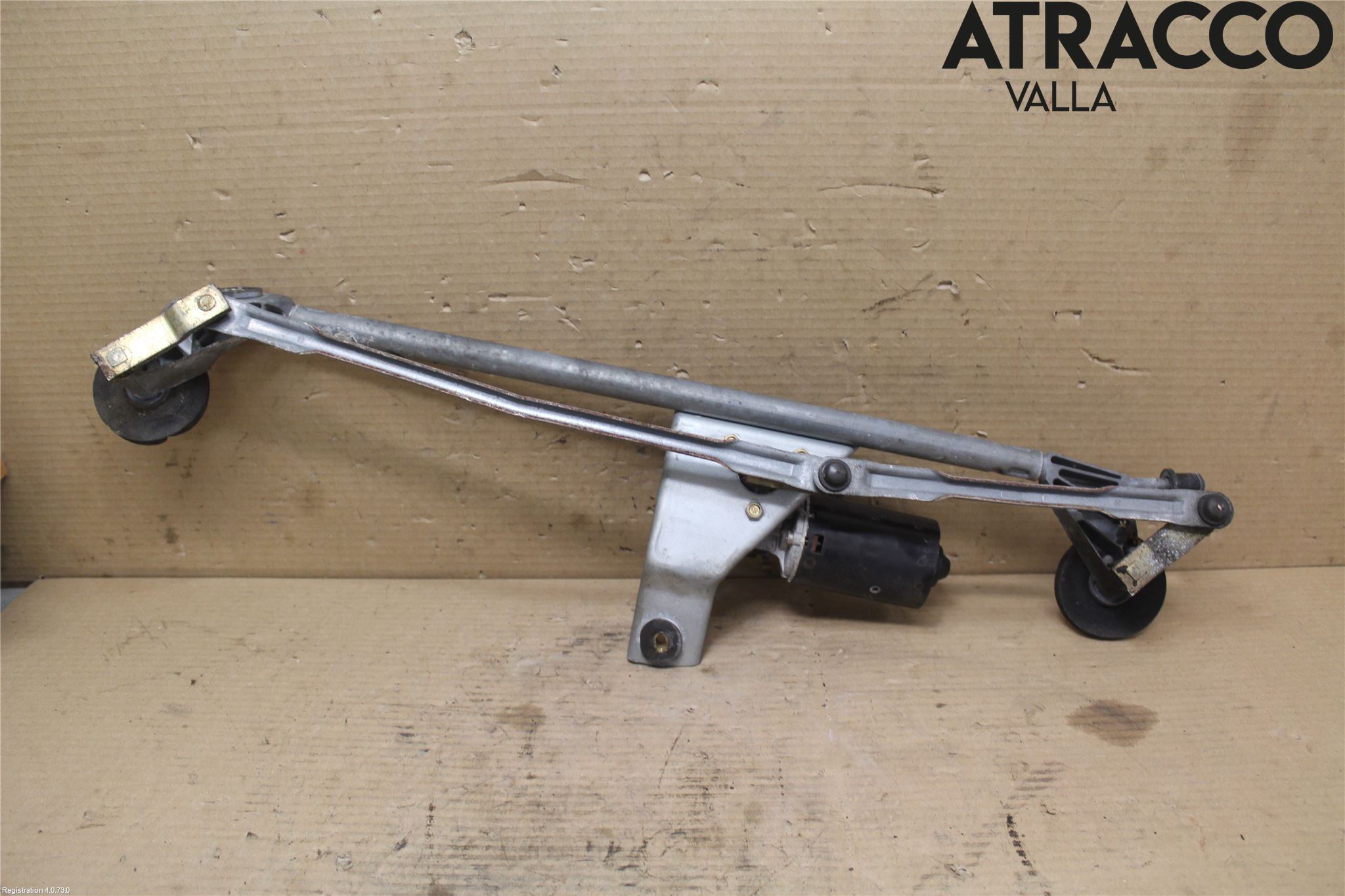 Volvo S70/V70/XC  97-00 Viskermotor Frontrute