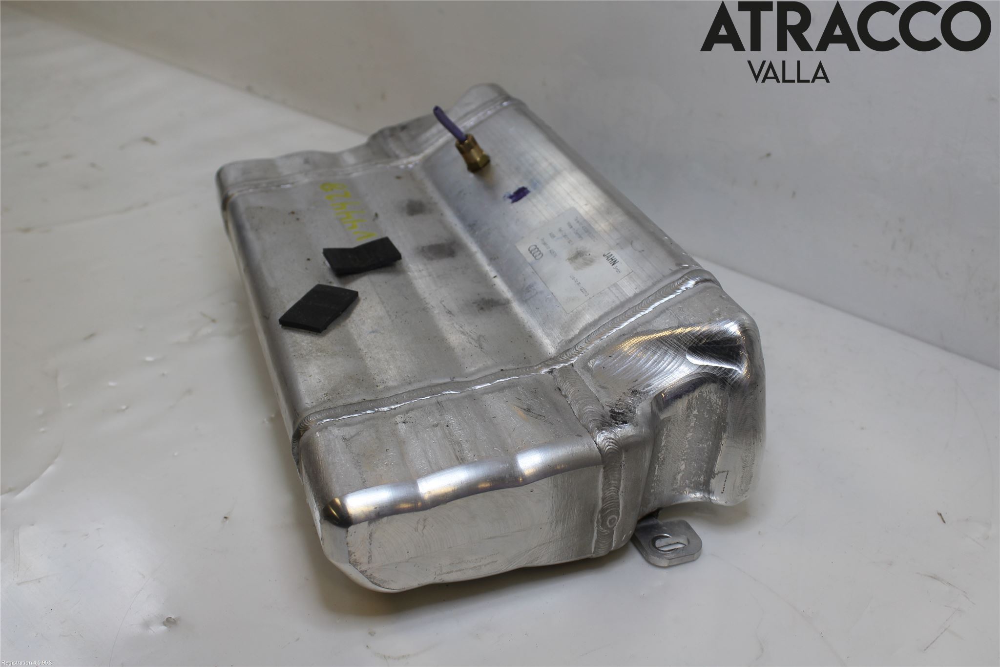 Audi A6 ALLROAD 12-18 Nivå/Lufrfrändring Trycktank