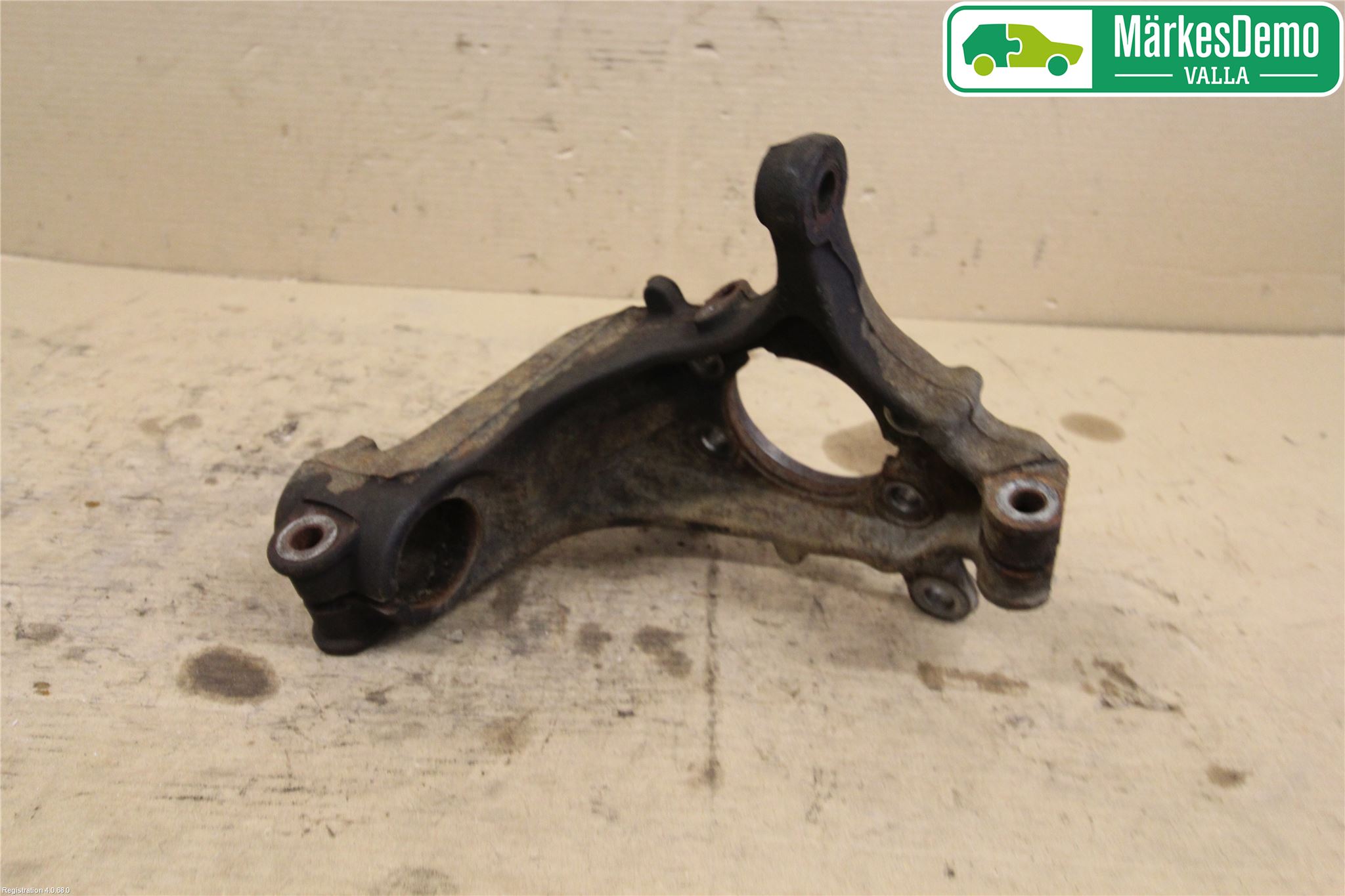 Nissan QASHQAI 14-17 Spindel Hf