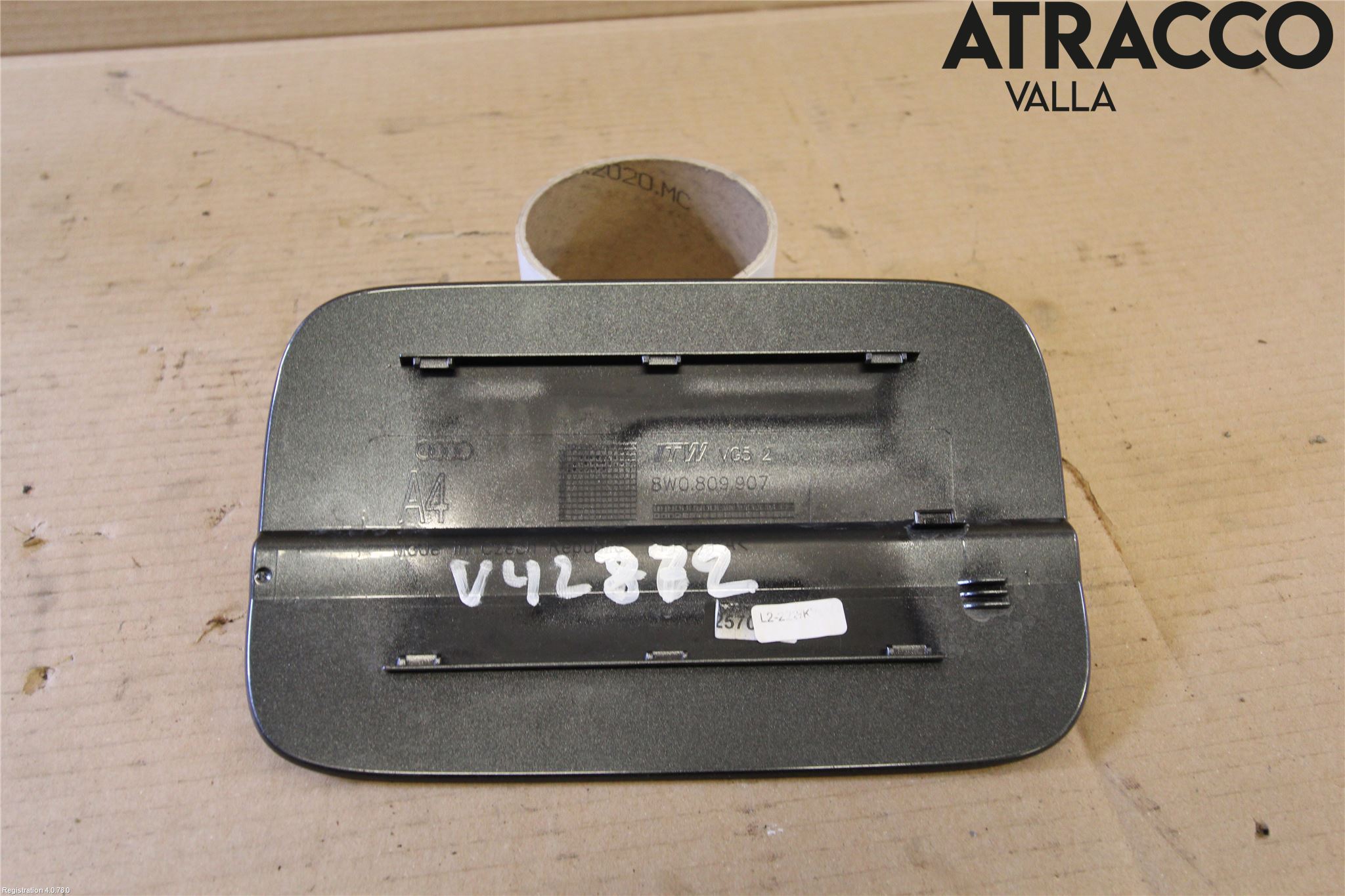 Audi A4/S4 B9 16-19 Drivstoff Tankluke