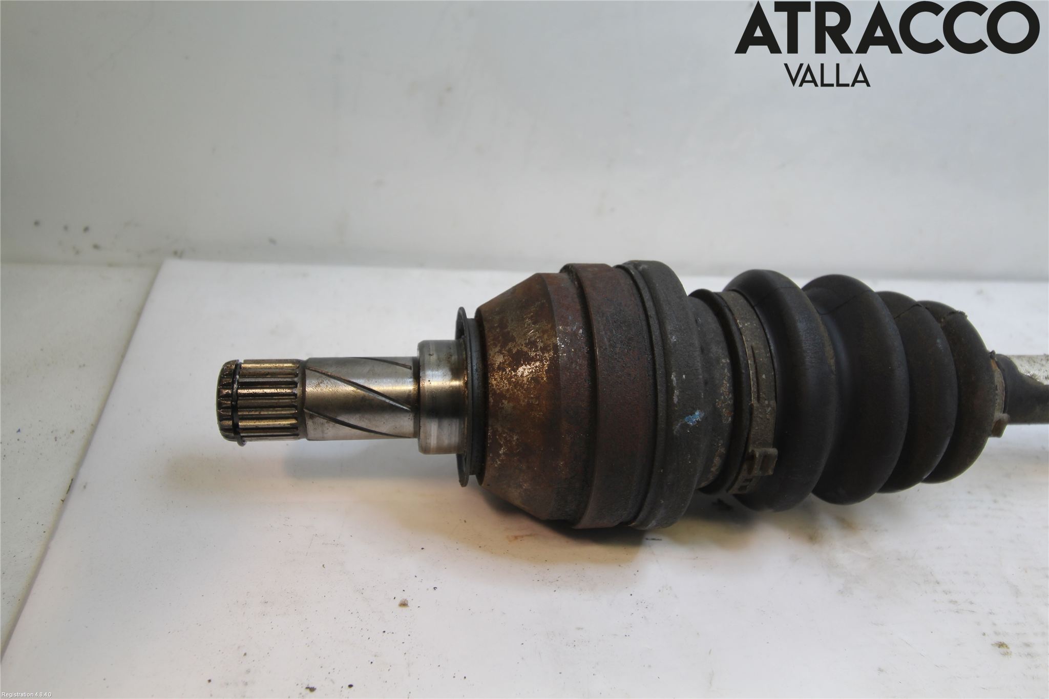 Opel ASTRA H 04-12 Drivaksel Foran Kompl Venstre