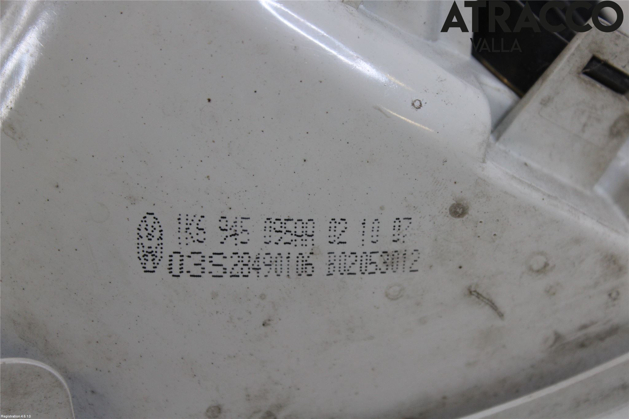 Volkswagen VW GOLF V 04-09 Baklykt Venstre