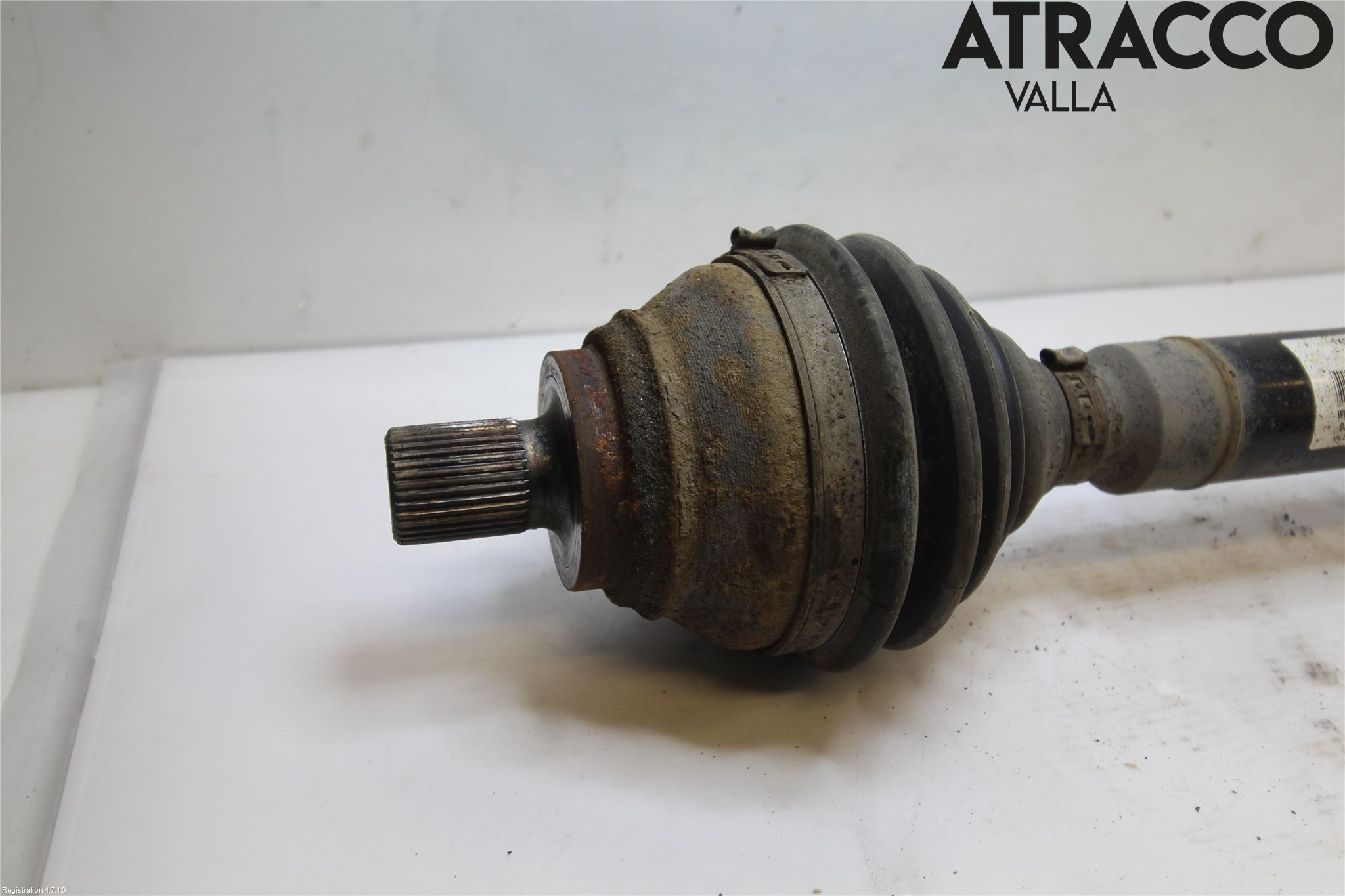 Volkswagen VW PASSAT 11-14 Drivaksel Foran Kompl Høyre