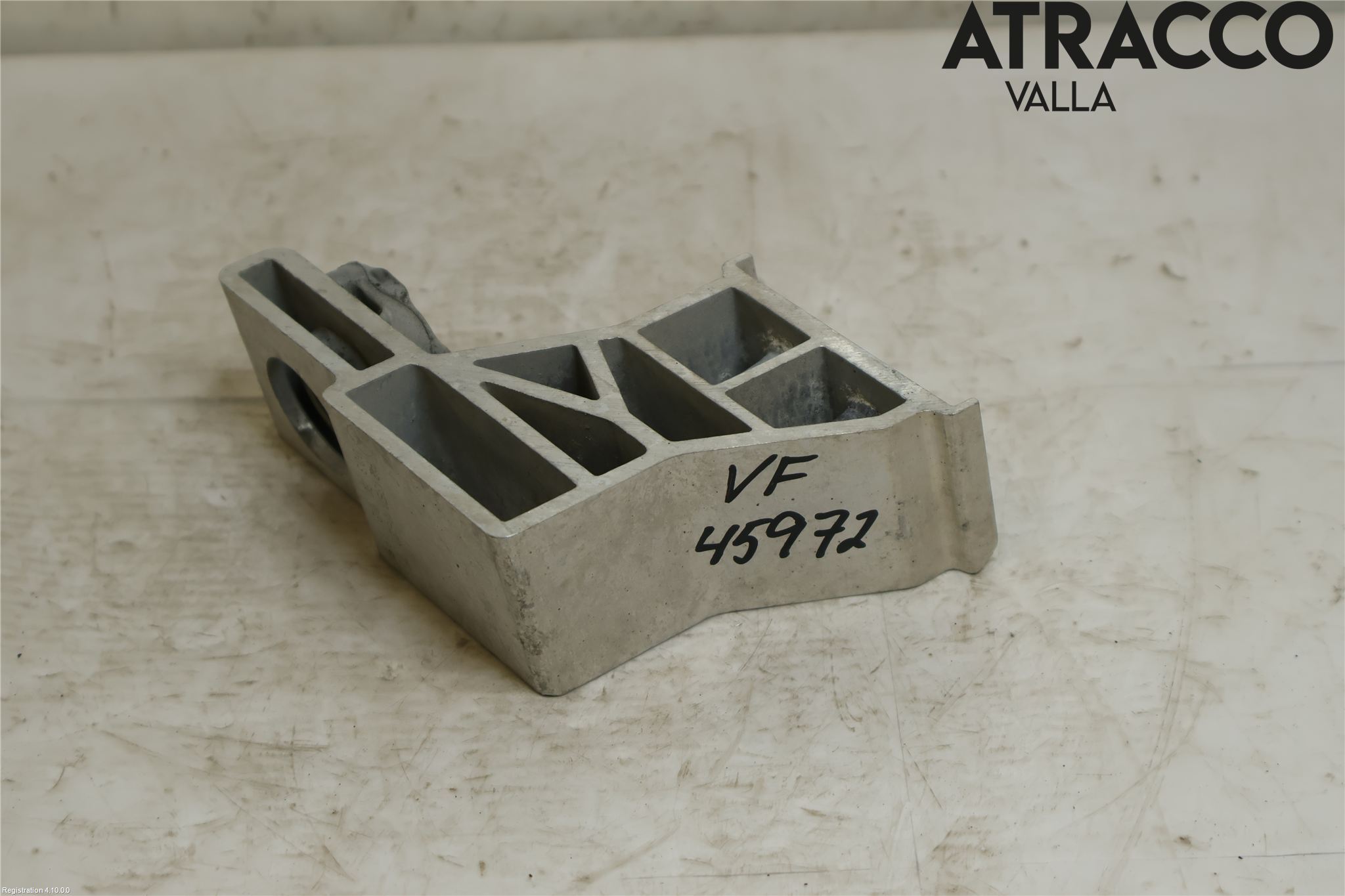 Mercedes-Benz MB E-KLASS (W213) 16-23 Radiator Feste - Ramme - Bjelk