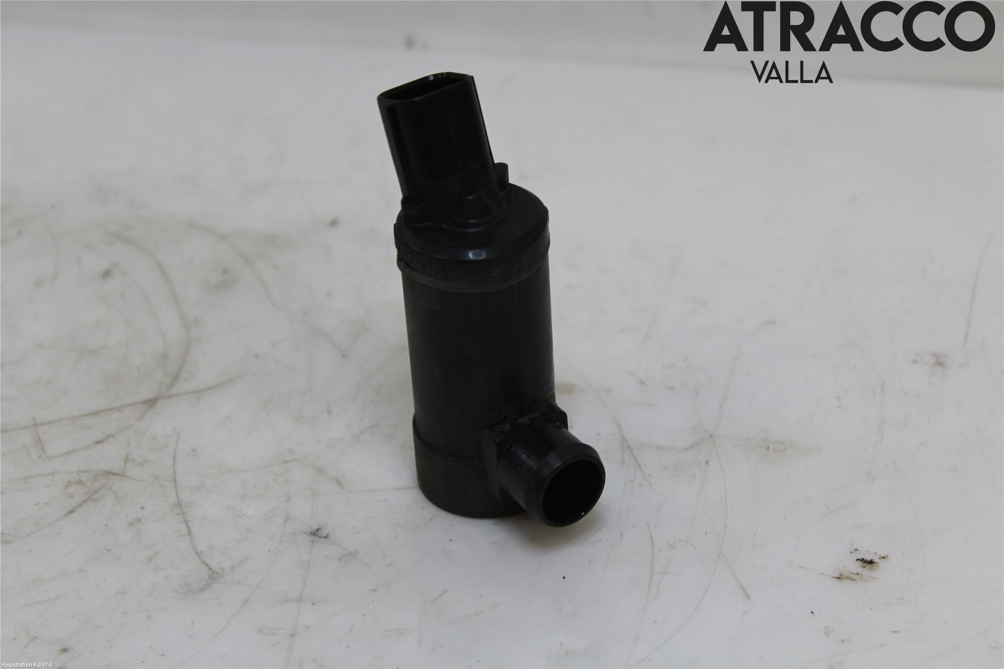 Subaru LEGACY    04-06 Spylerpumpe Frontrute
