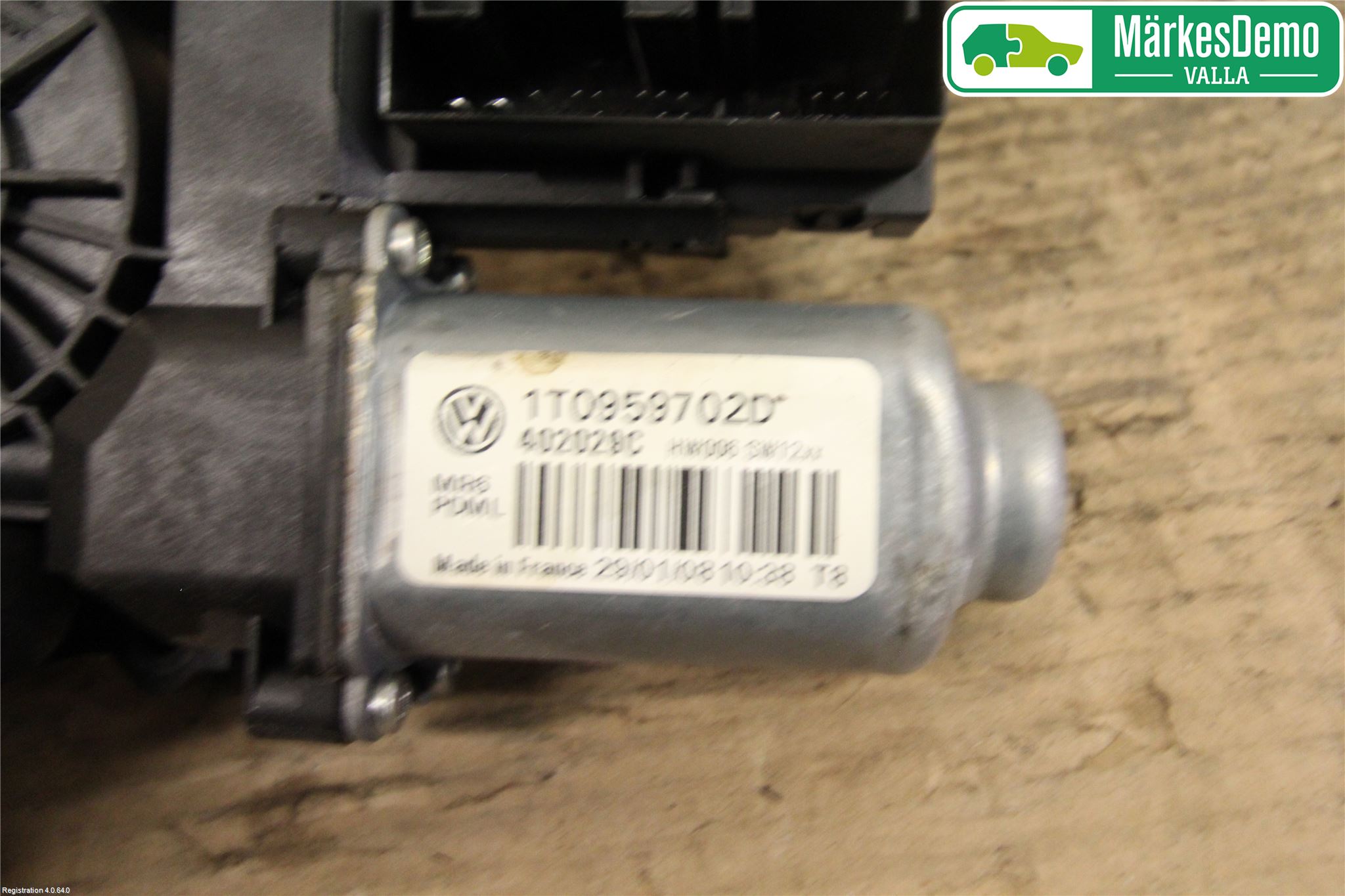Volkswagen VW CADDY      04-10 Vindusheismotor