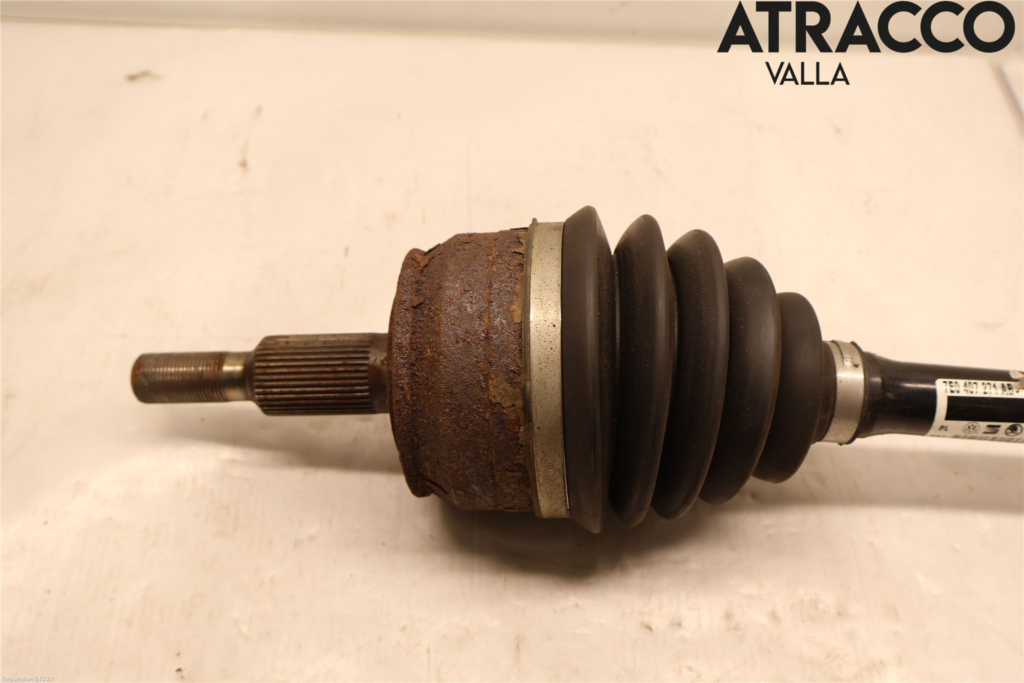 Volkswagen VW TRANSP/CARAVELLE (T6) 16-22 Drivaksel Foran Kompl Venstre
