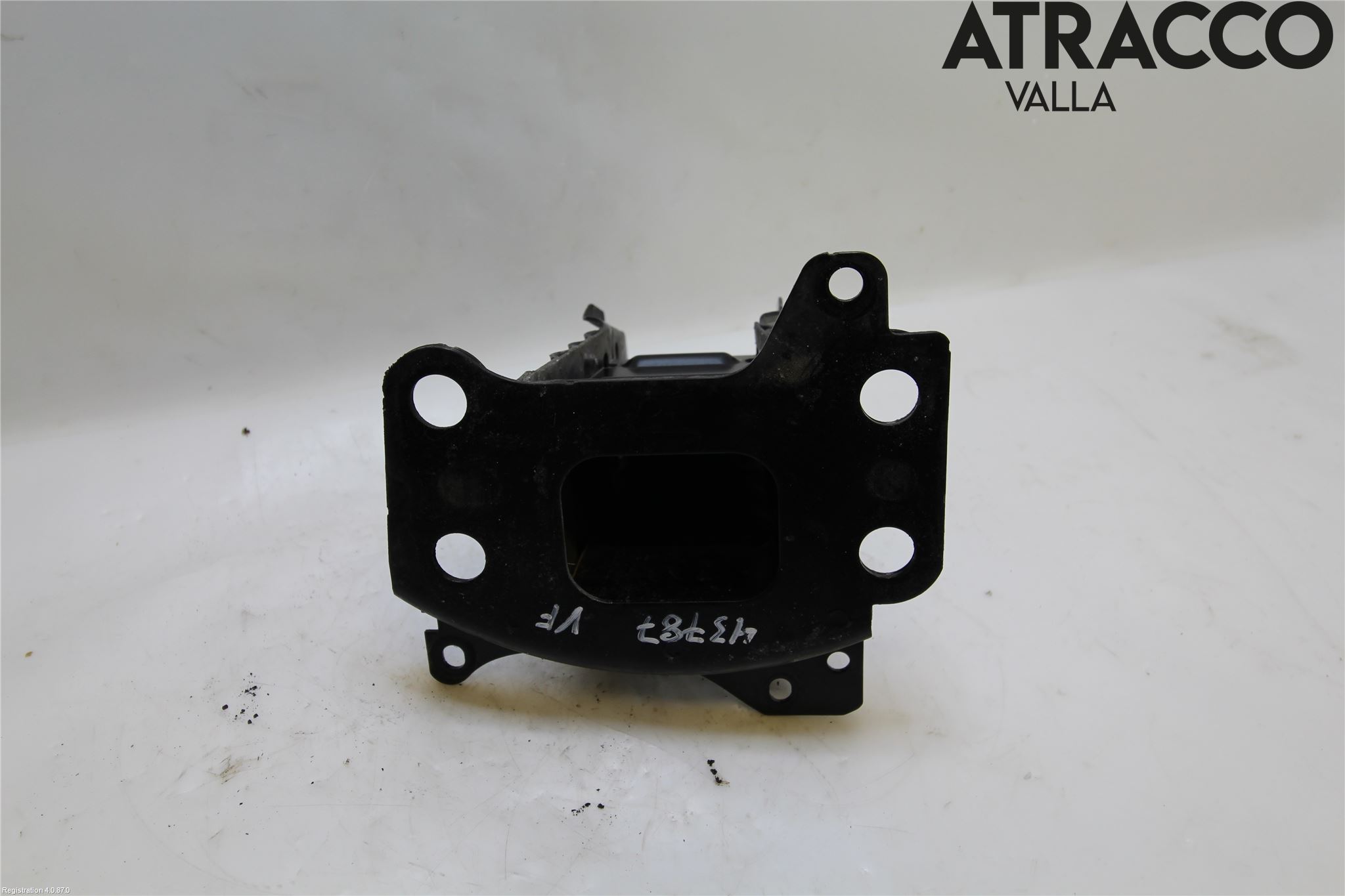 Audi A3/S3 05-13 Støtfanger Foran Feste