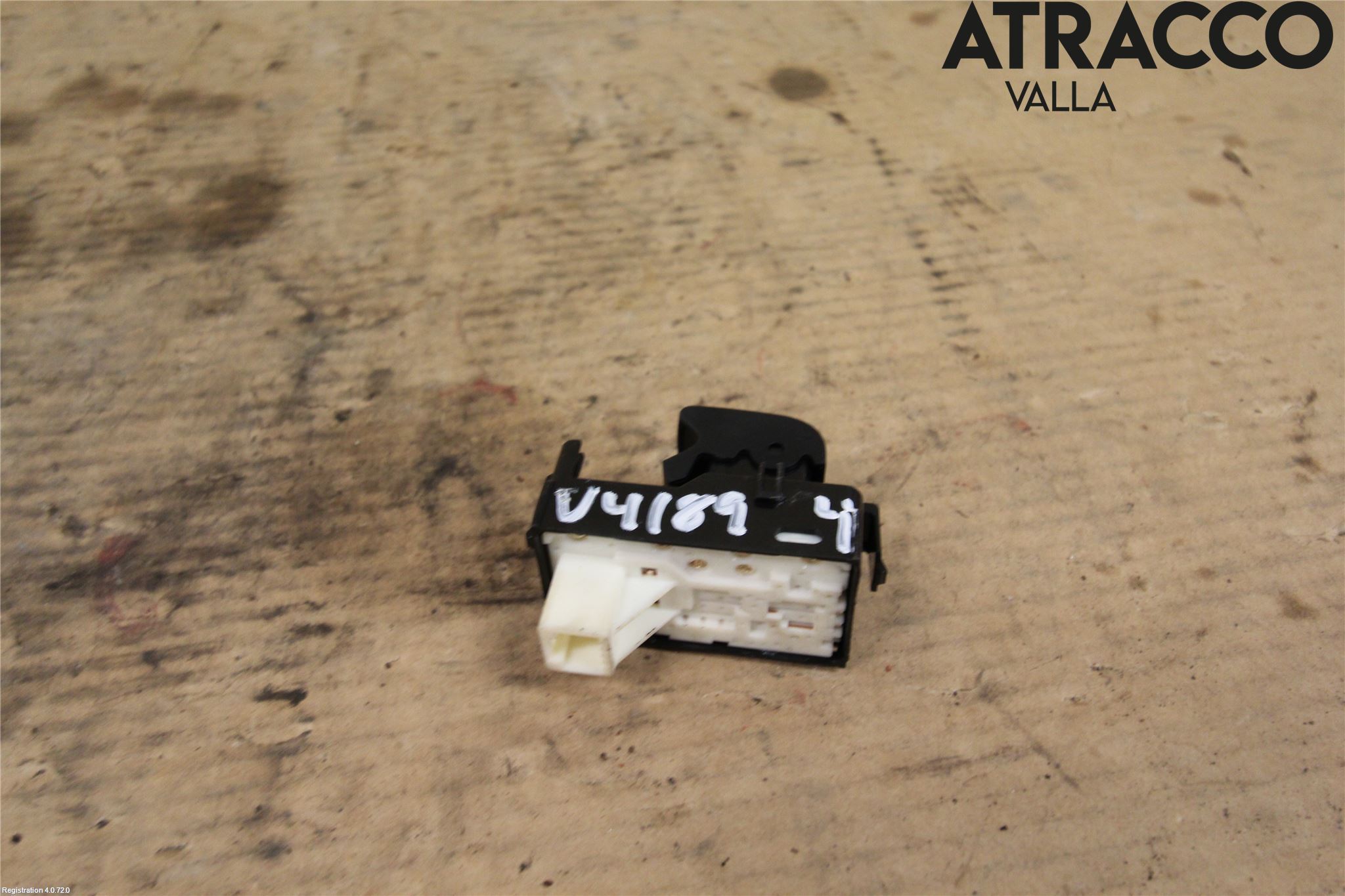 Toyota AURIS 13-19 Bryter Vindusheis
