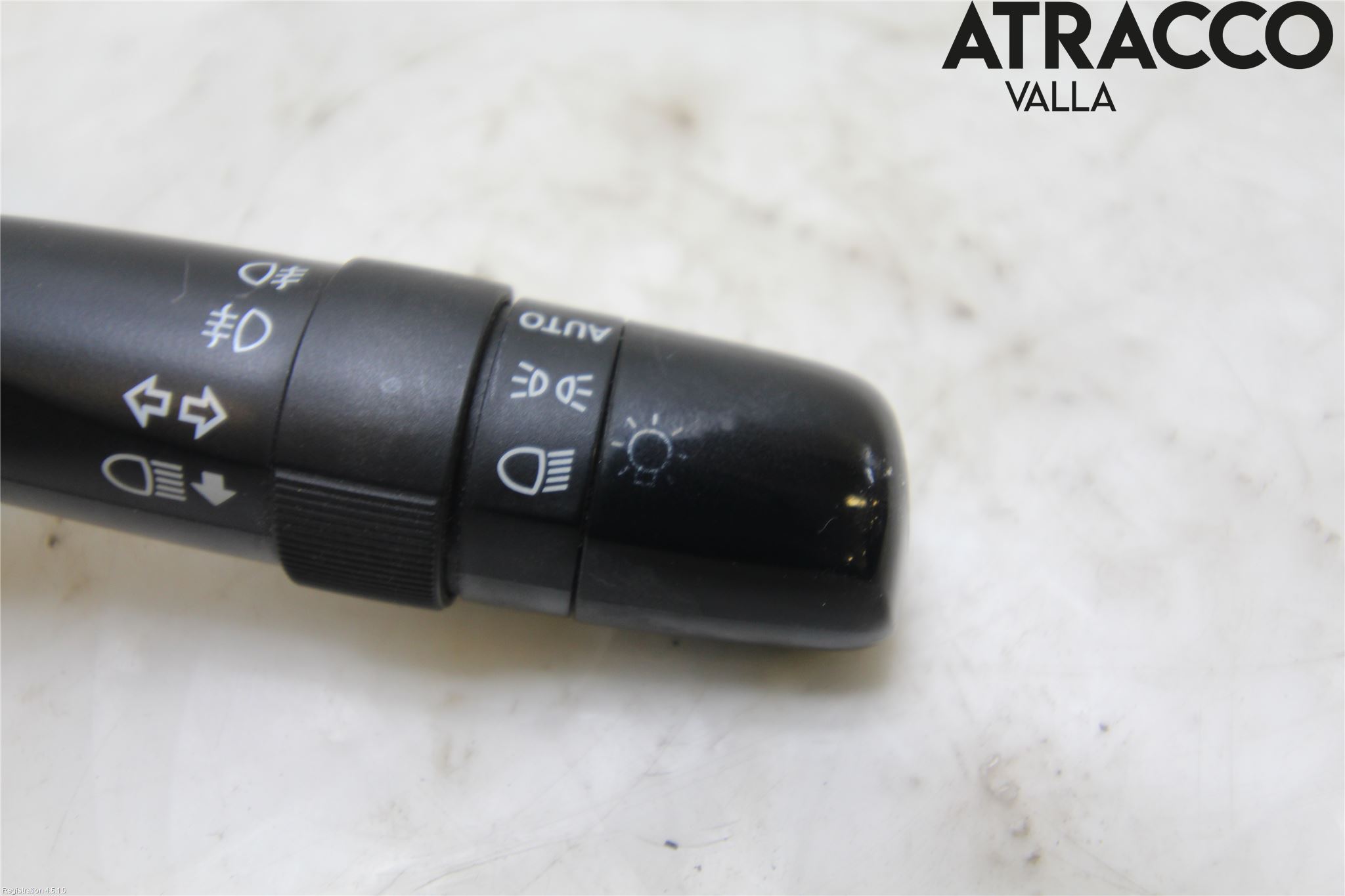 Toyota AVENSIS 16-18 Bryter Ratt Blinklys - Lys