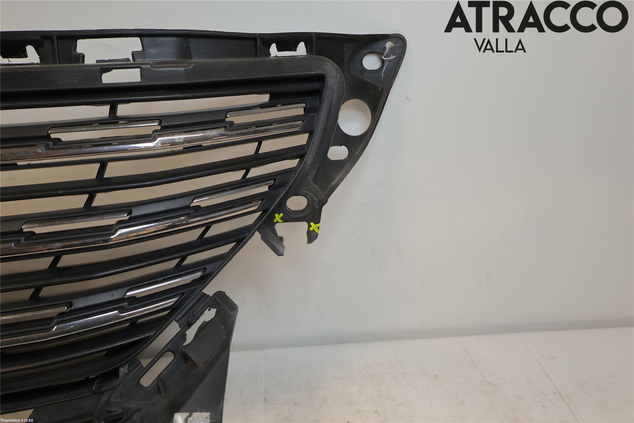 Peugeot 5008 17-24 Grill Komplett