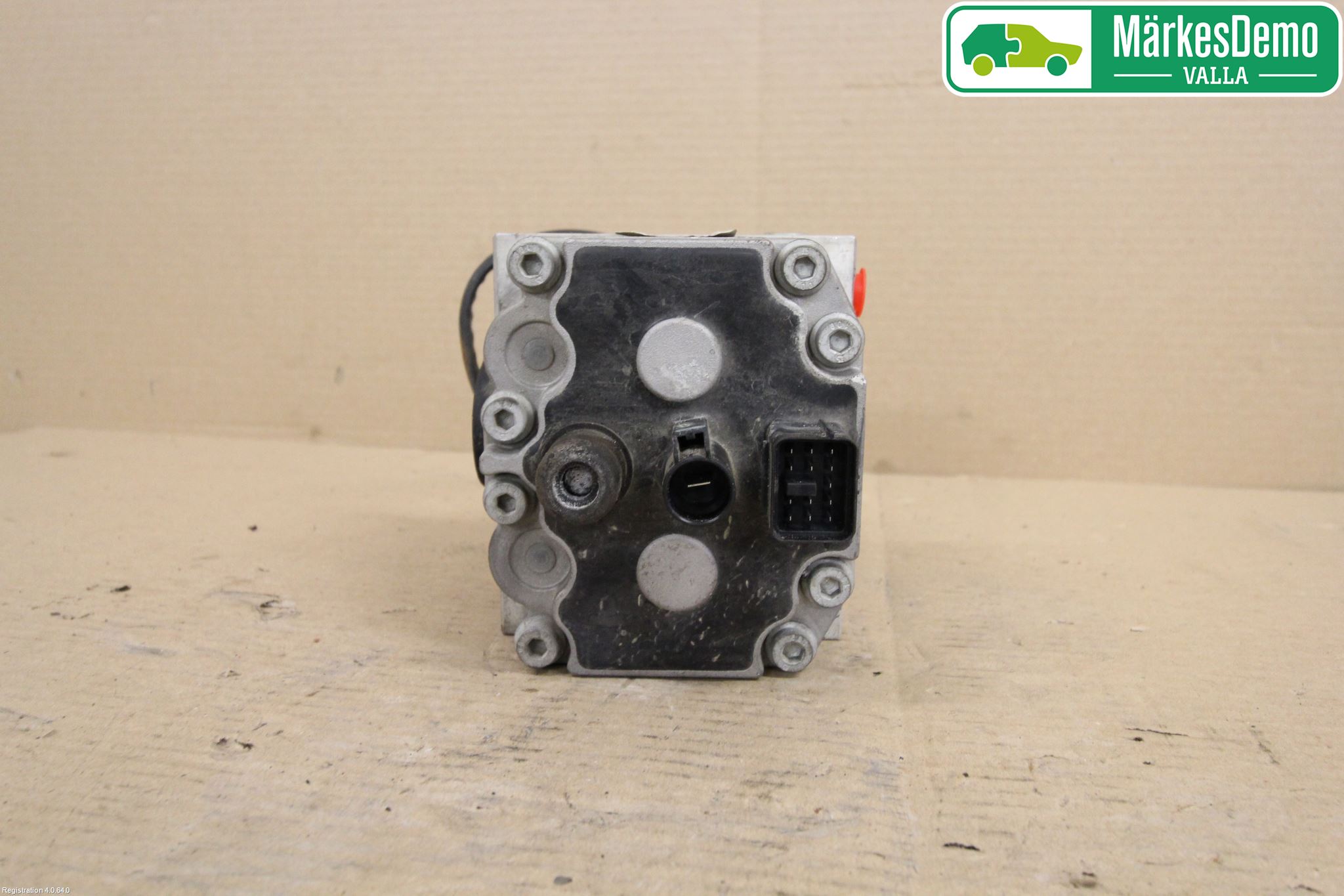 Landrover DEFENDER (L316) 07-16 Abs Hydraulikkaggregat
