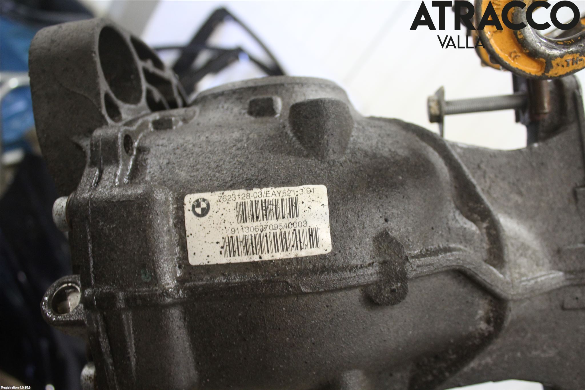 BMW 5 F10/F11/F18 09-17 Bakaksel Kardang Bak -Diff