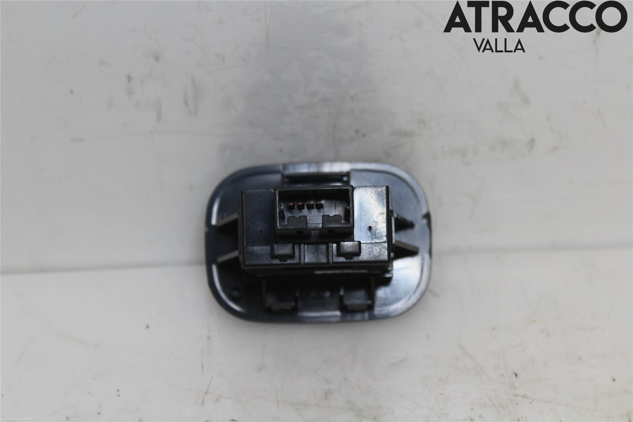 Nissan X-TRAIL 14-21 Bryter Bakluke