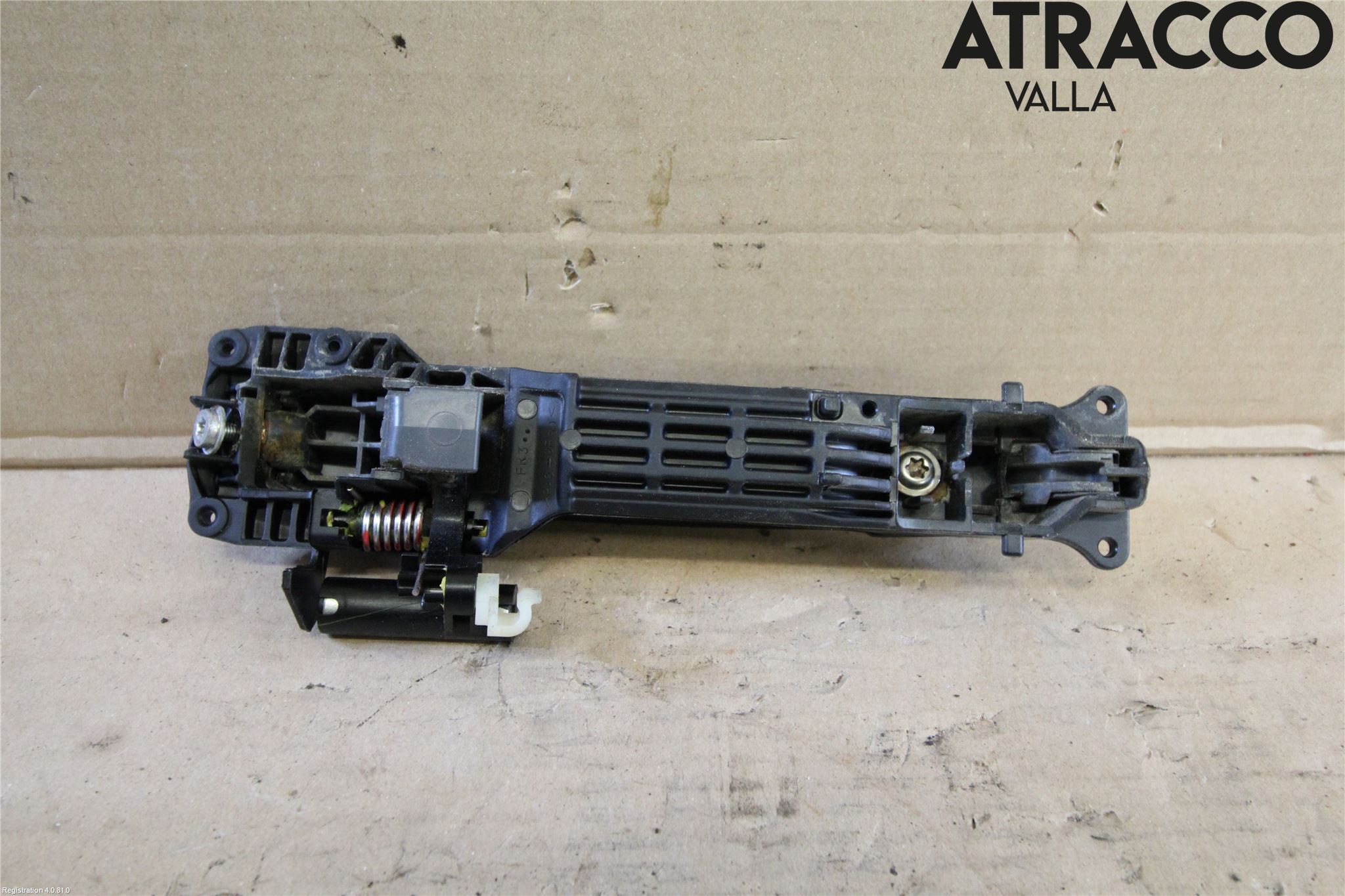 Suzuki GRAND VITARA II 06-14 Bakluke Handtak Ytre