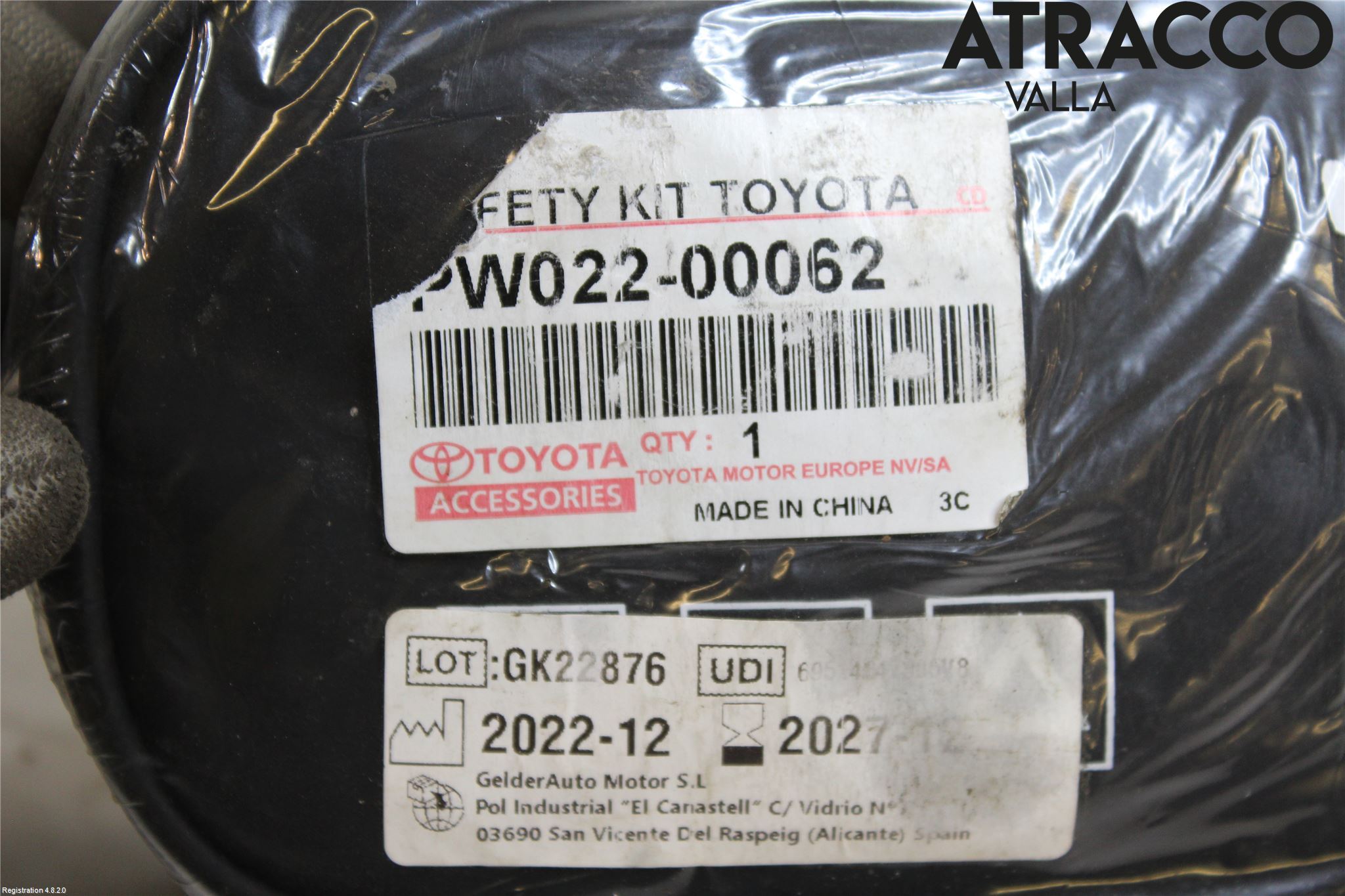 Toyota HILUX 16- Varseltrekant