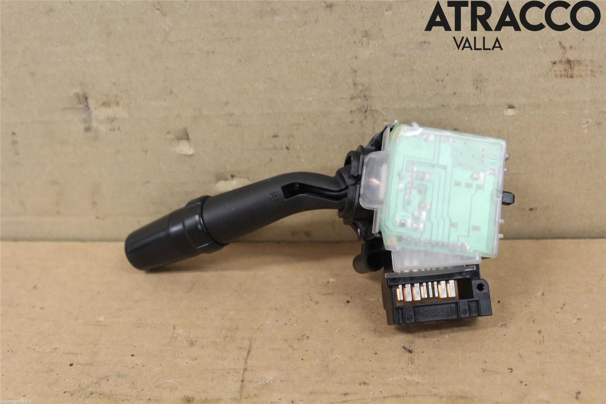 Toyota COROLLA VERSO 04-07 Bryter Ratt Visker - Spyler