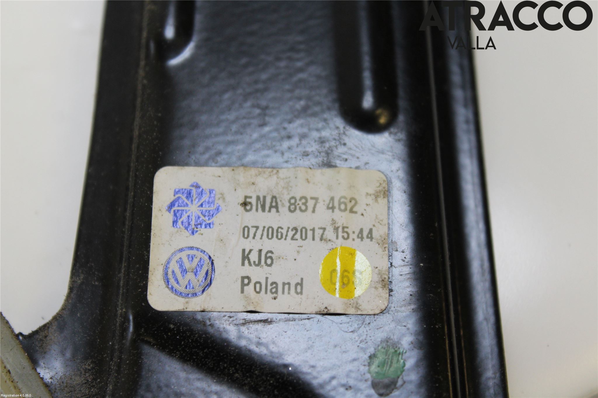 Volkswagen VW TIGUAN 16-24 Vindusheis