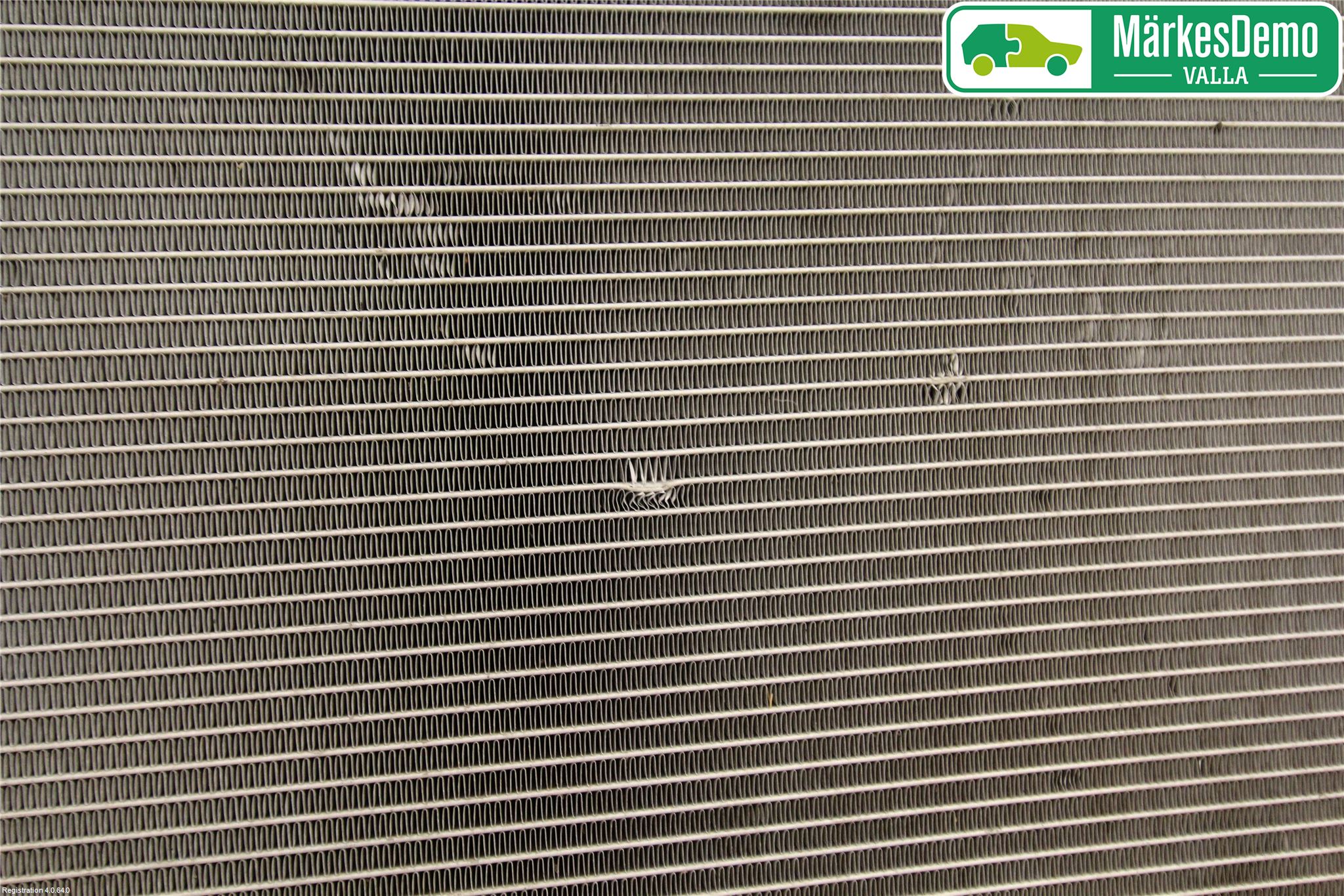 BMW 5 F10/F11/F18 09-17 Radiator Automat