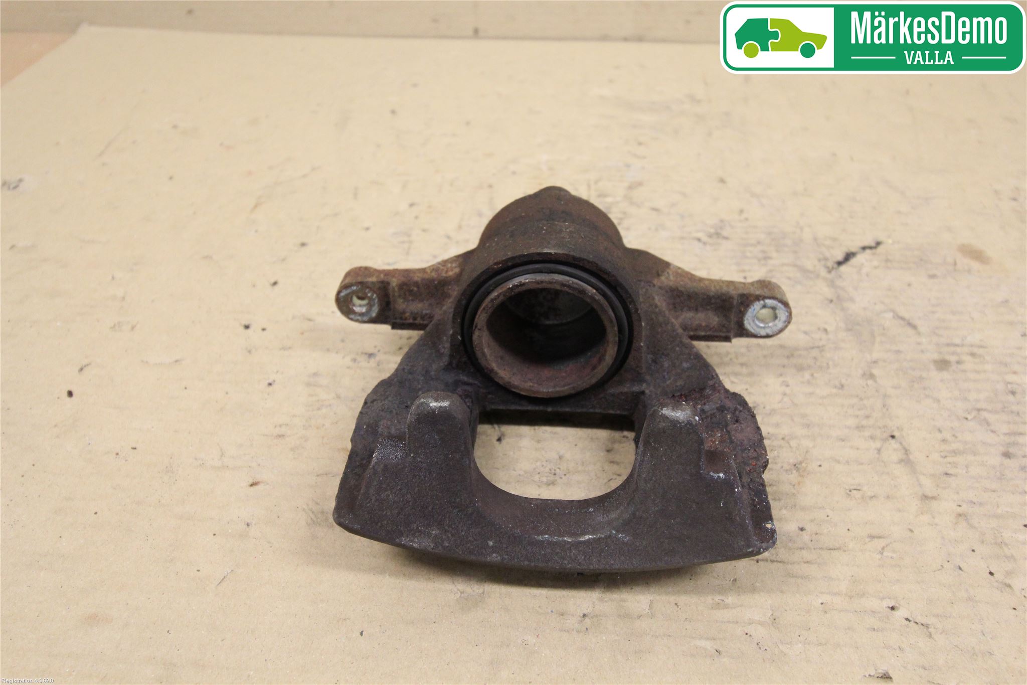 Toyota AVENSIS 09-15 Bremsecaliper Foran Høyre