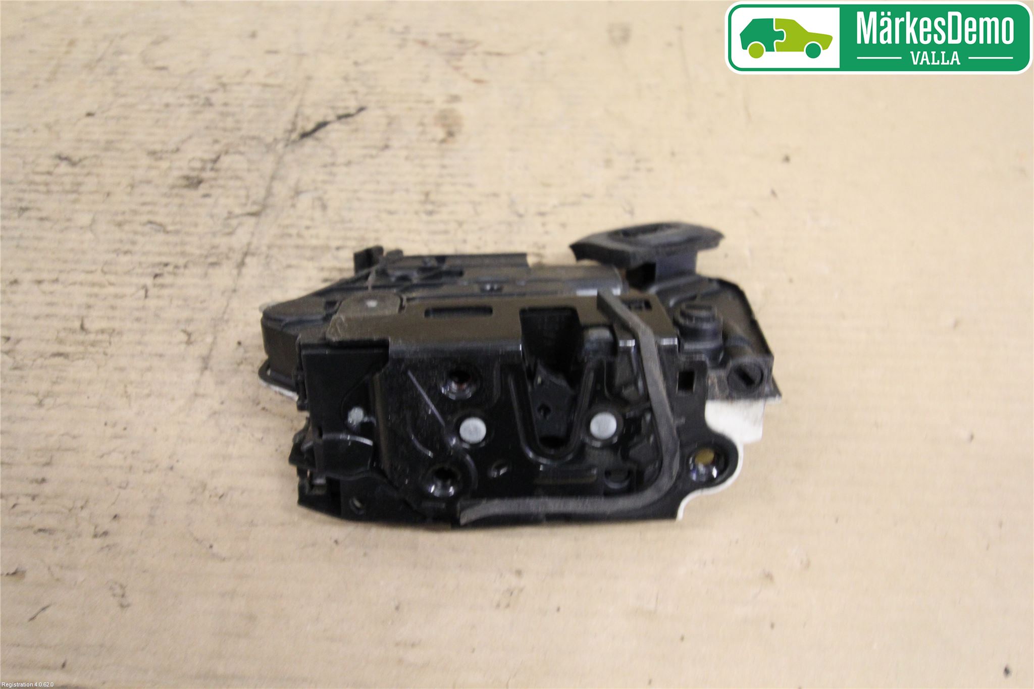 Volkswagen VW POLO 10-17 Dørlås - Låsekasse