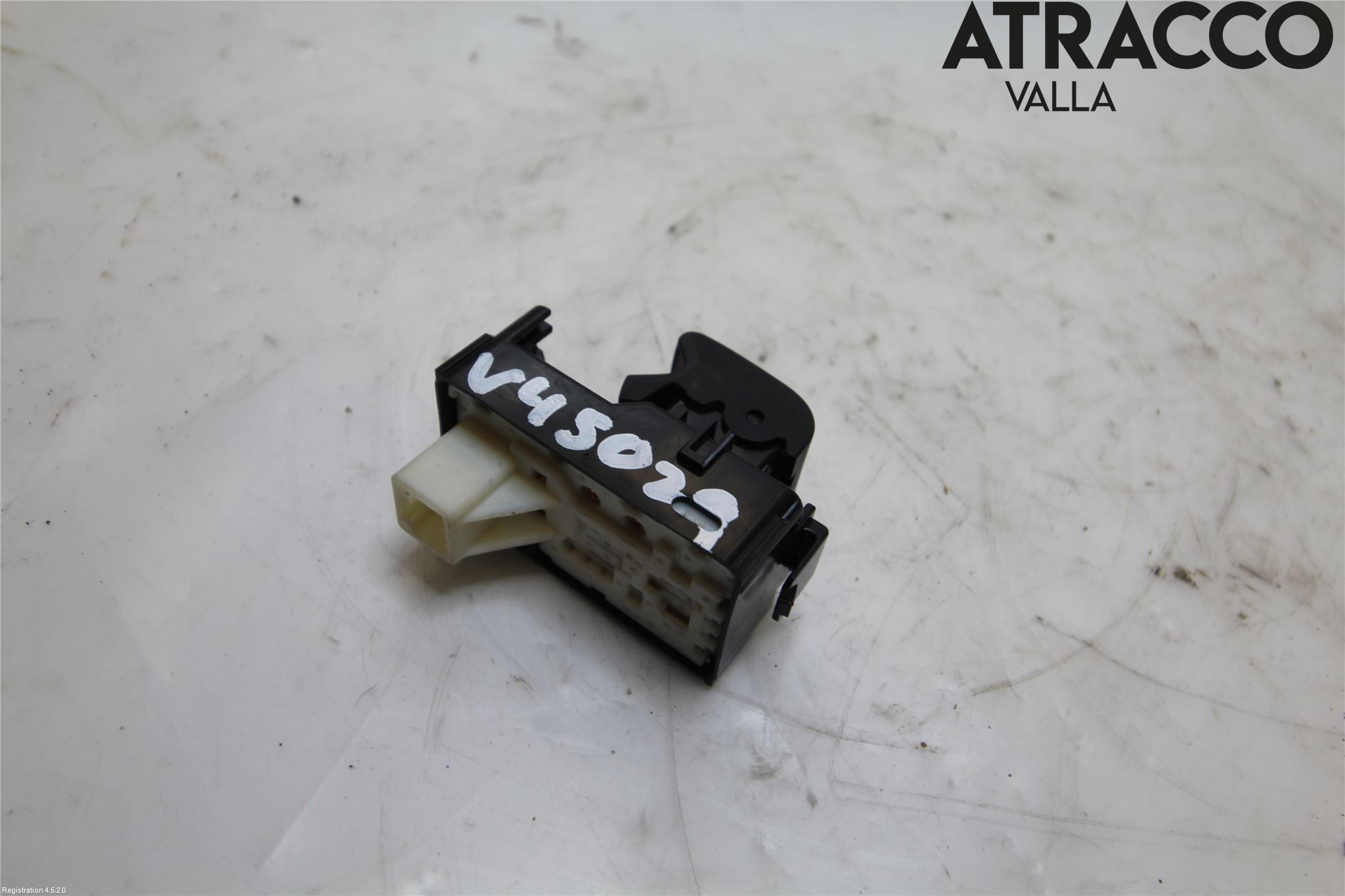 Toyota AURIS 13-19 Bryter Vindusheis