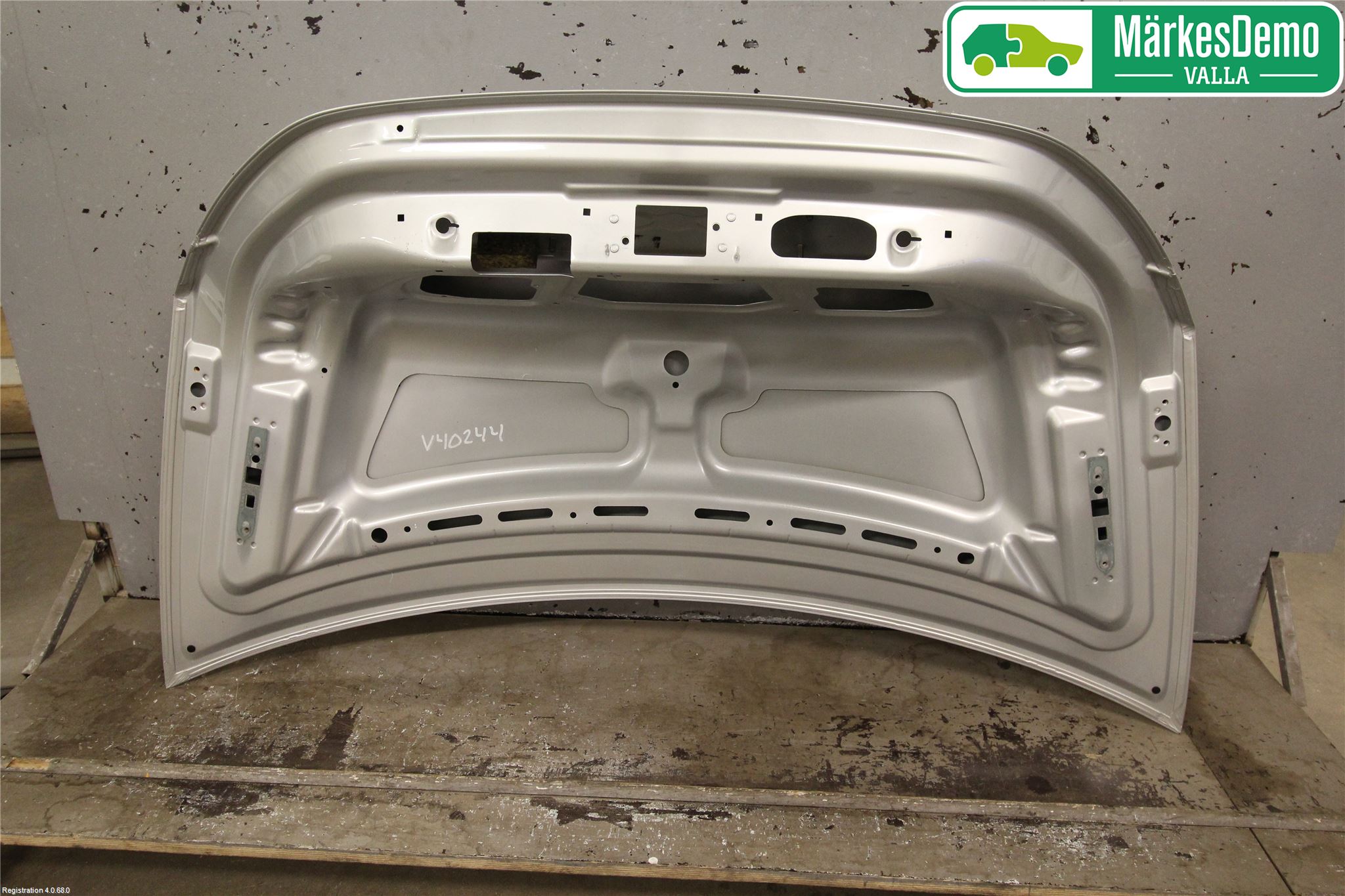 Mercedes-Benz MB CLS (C219) 03-11 Bakluke Koffertlokk
