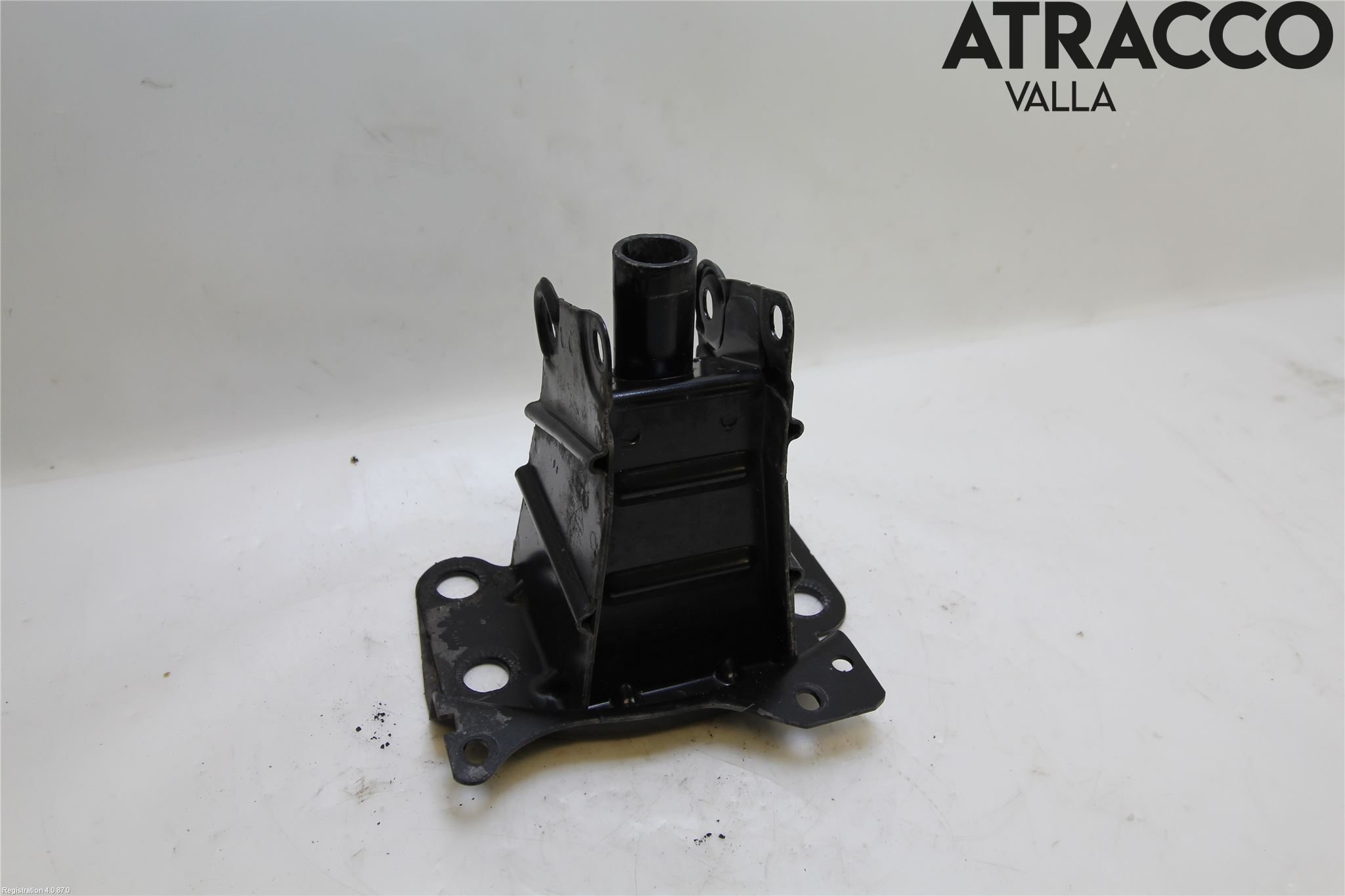 Audi A3/S3 05-13 Støtfanger Foran Feste