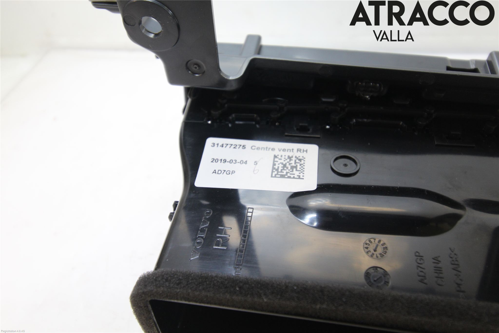 Volvo XC60 18- Dashbord Kanal - Dyse