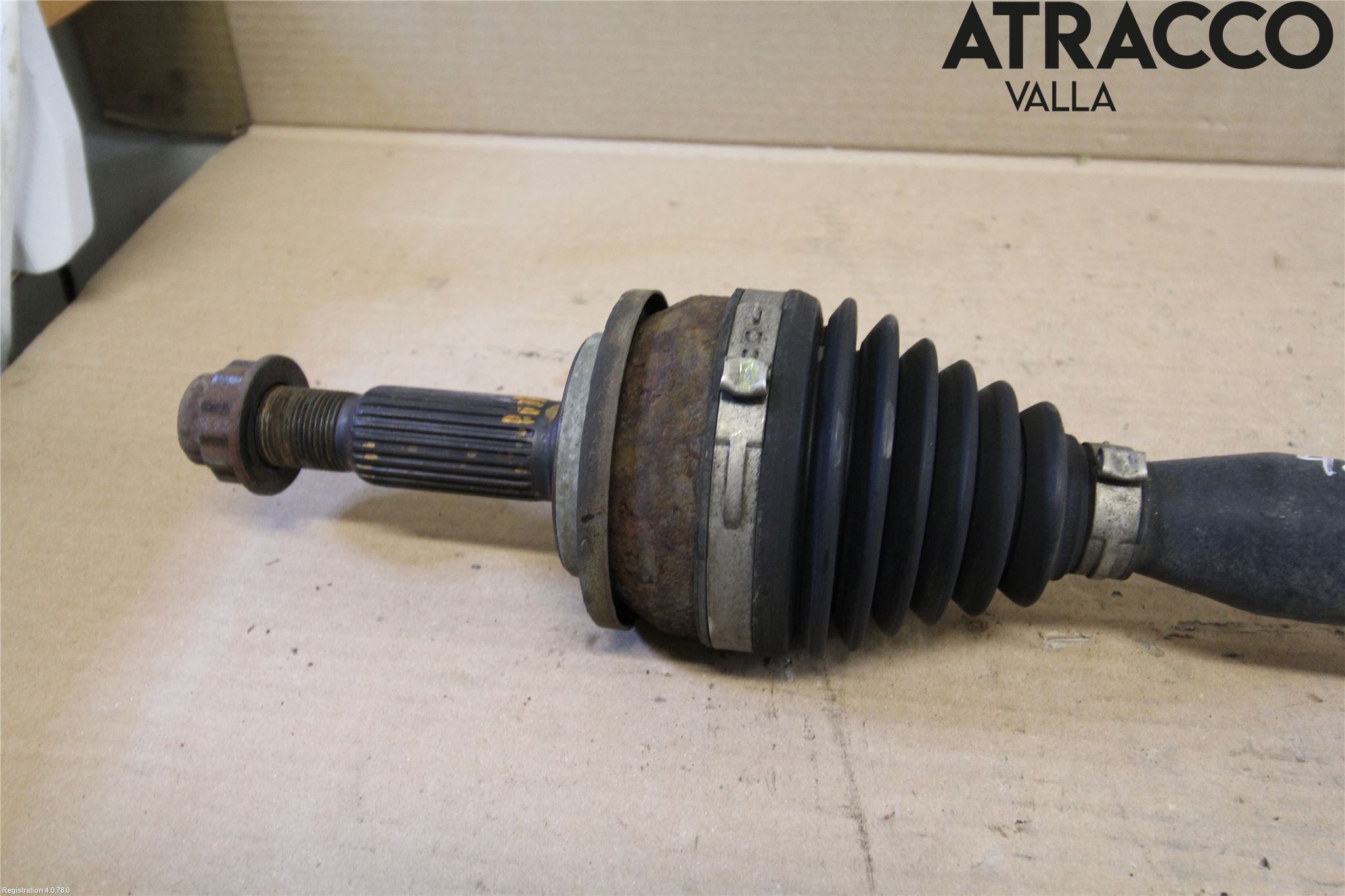 Toyota AURIS 10-12 Drivaksel Foran Kompl Høyre